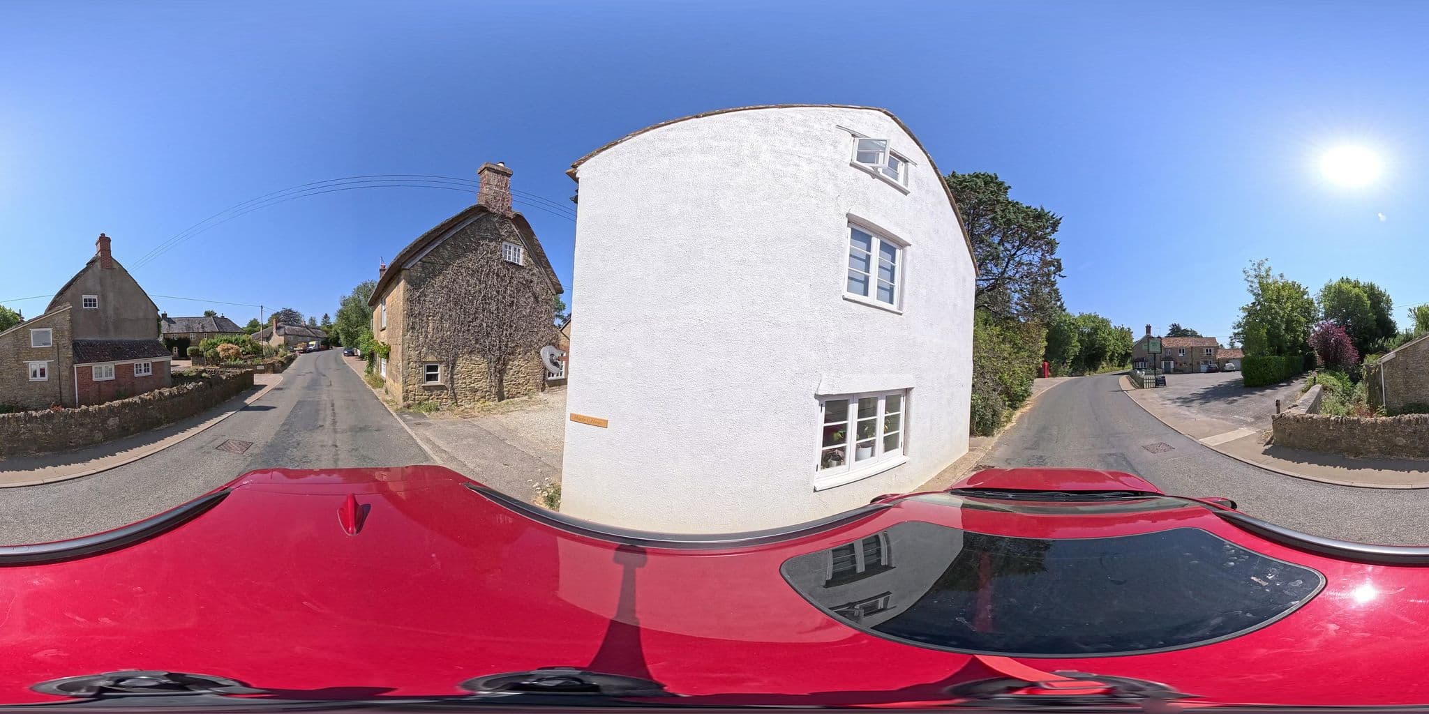 Street view near Riverside Cottage, Crewkerne — © southglos (CC BY-SA · Mapillary)