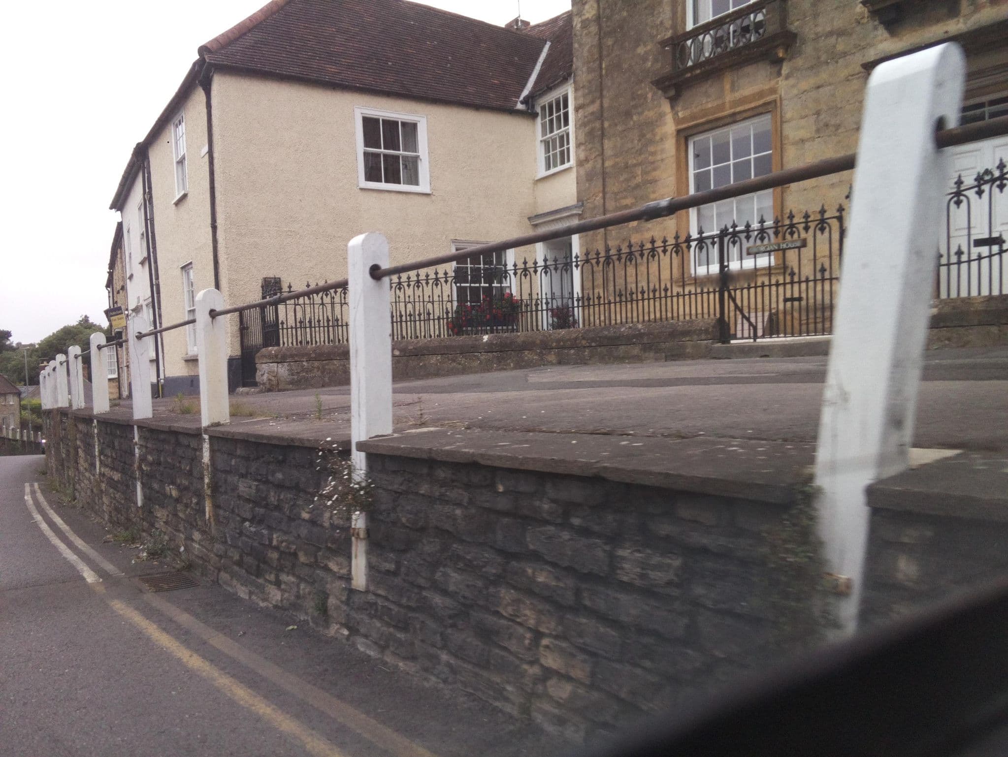 Street view near Antelope Hotel, Sherborne — © southglos (CC BY-SA · Mapillary)