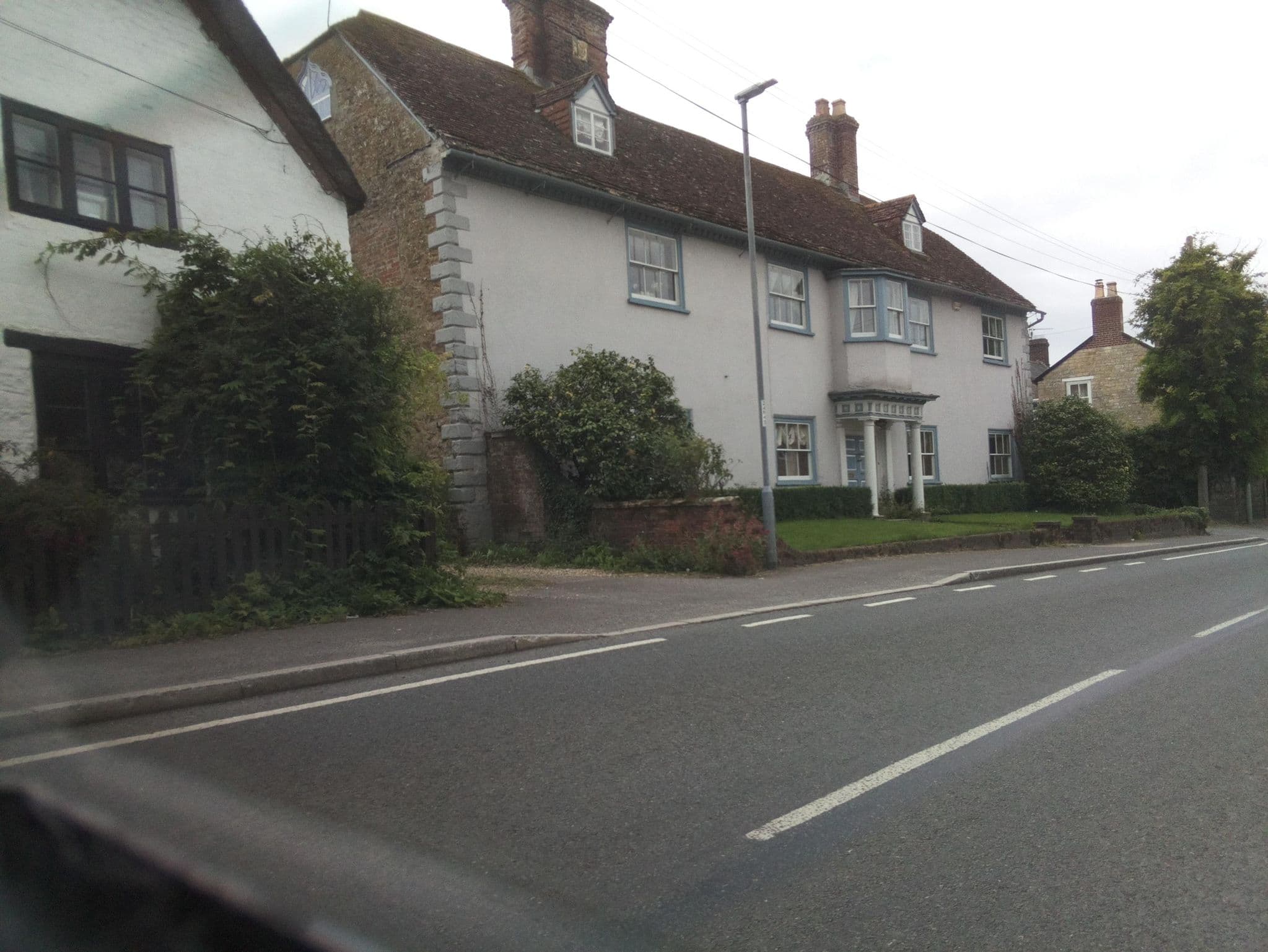 Street view near Newton House Bed & Breakfast, Sturminster Newton — © southglos (CC BY-SA · Mapillary)
