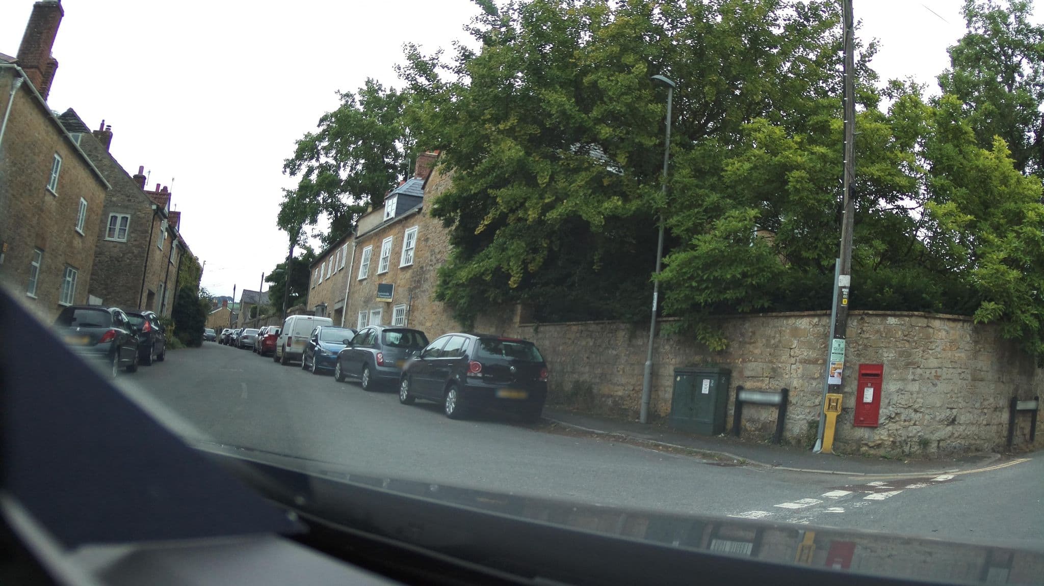 Street view near No 4 Whitcombe Road (airbnb), Beaminster — © southglos (CC BY-SA · Mapillary)