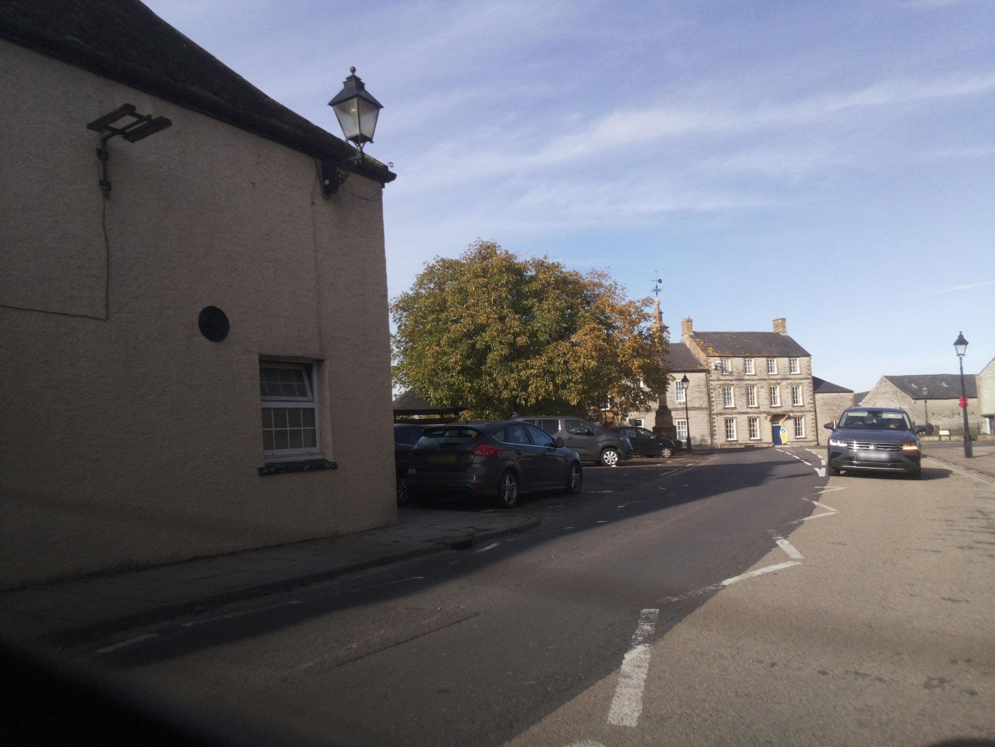 Street view near The Ilchester Arms Hotel, Ilchester — © southglos (CC BY-SA · Mapillary)