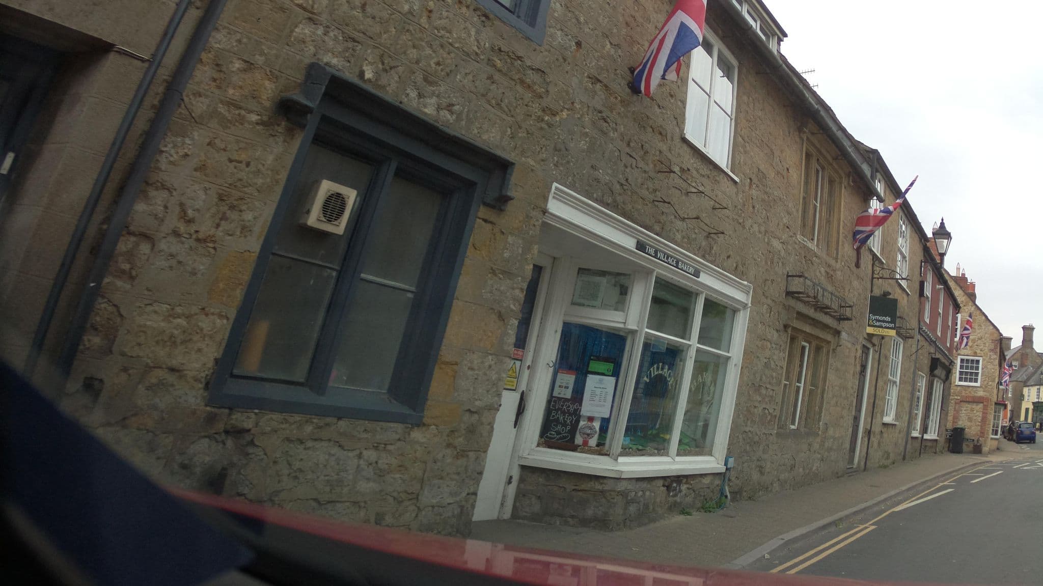 Street view near Jenny Wrens, Beaminster — © southglos (CC BY-SA · Mapillary)