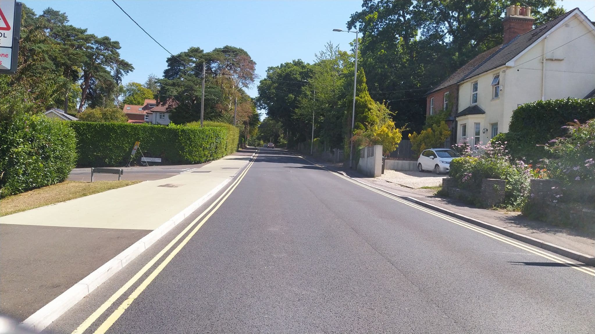 Street view near Pine Ridge, Broadstone — © noid (CC BY-SA · Mapillary)