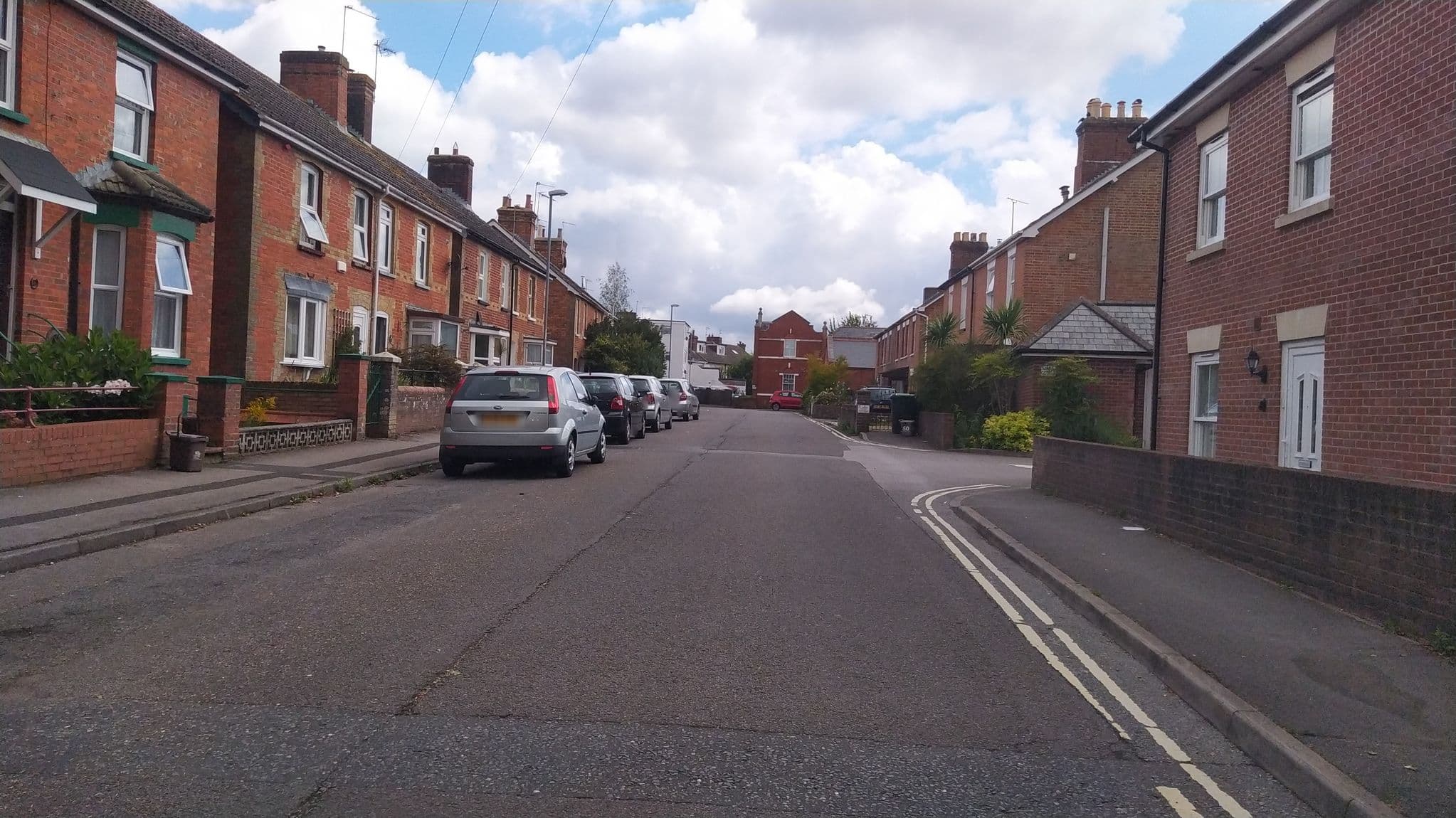 Street view near Hyped 21 C, Wimborne Minster — © noid (CC BY-SA · Mapillary)