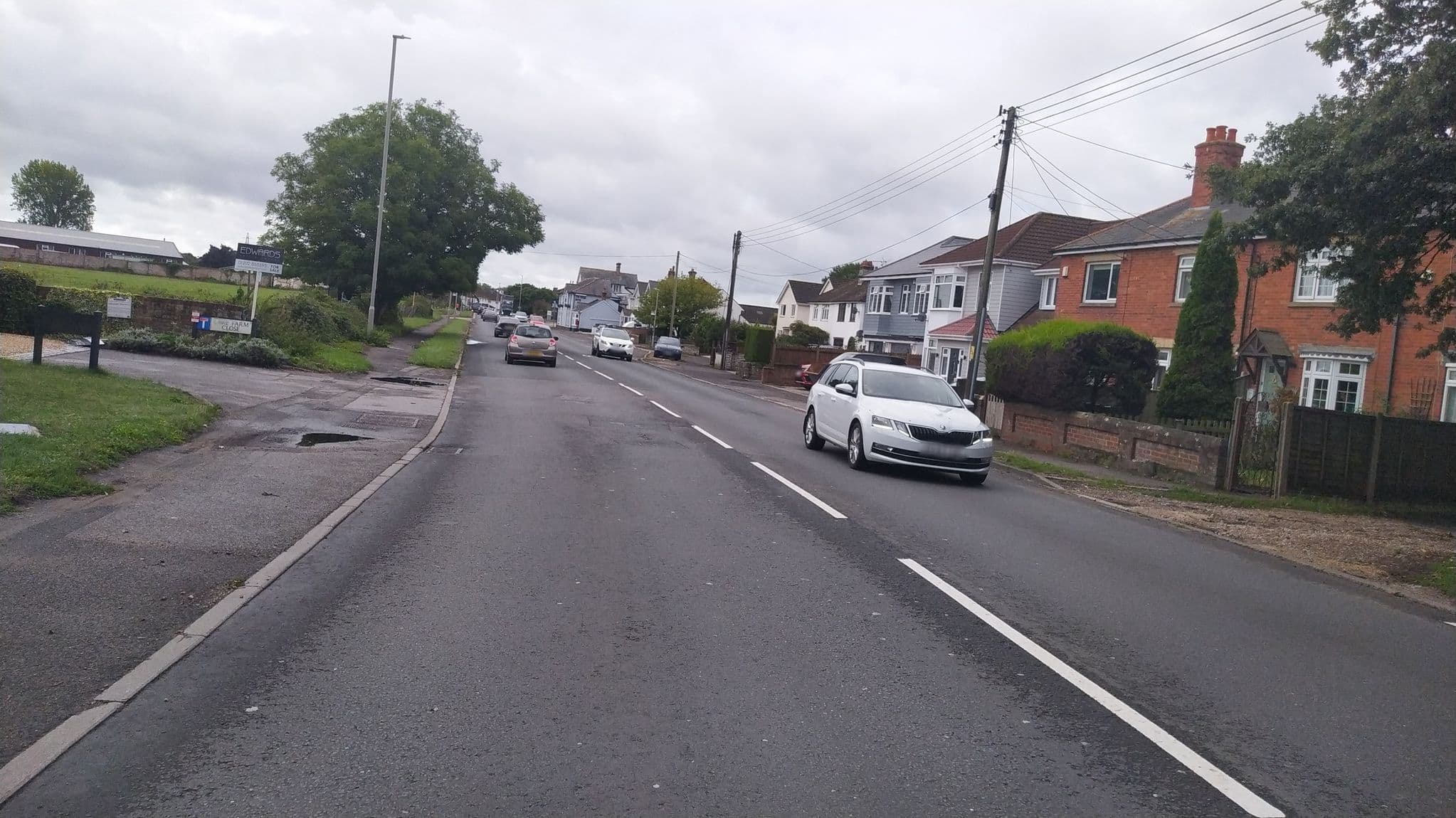 Street view near Longham Farm House B&B, Ferndown — © noid (CC BY-SA · Mapillary)