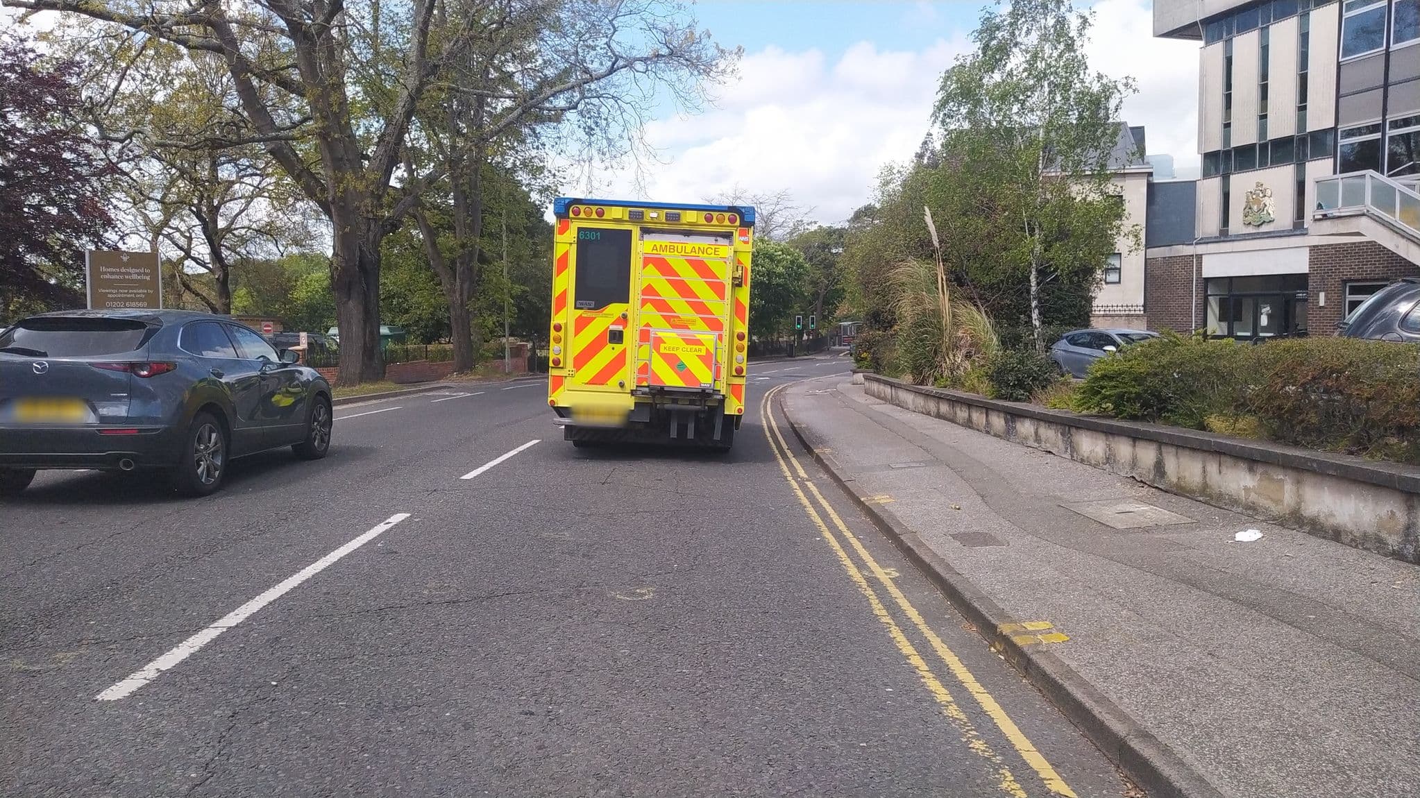 Street view near Quarterdeck Hotel, Parkstone — © noid (CC BY-SA · Mapillary)
