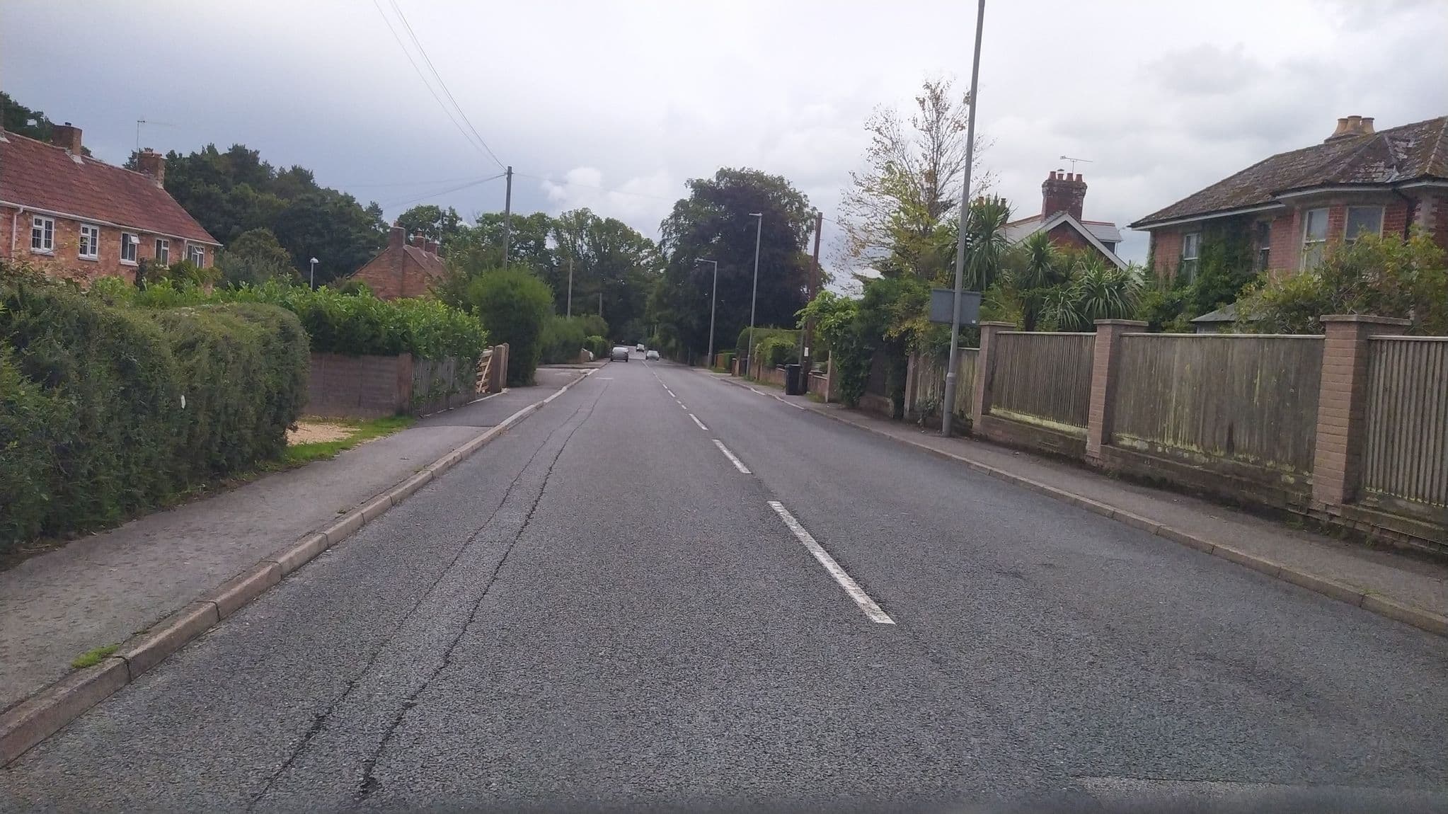 Street view near Merrimead, Alderholt — © noid (CC BY-SA · Mapillary)