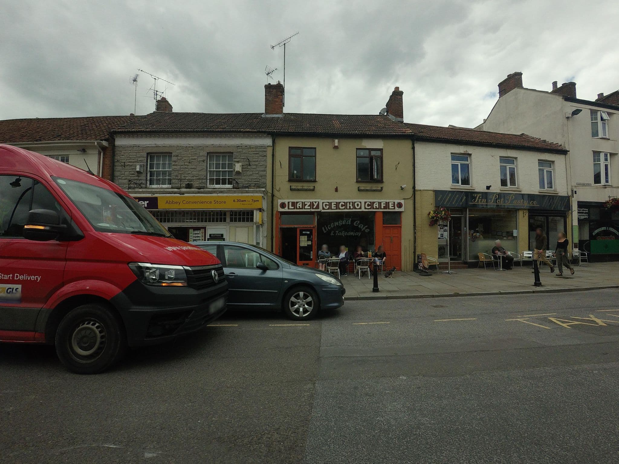 Street view near Divine Light Bed & Breakfast, Glastonbury — © hobgoblin (CC BY-SA · Mapillary)