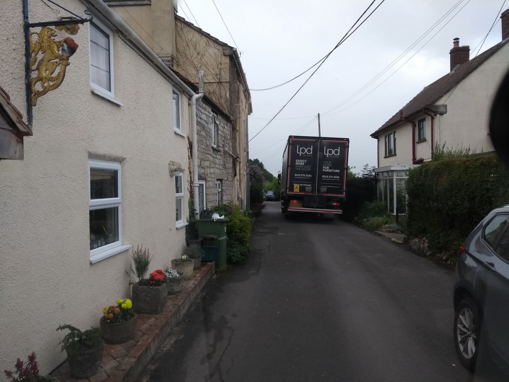 Street view near Stargaia Retreat, Glastonbury — © ukchris (CC BY-SA · Mapillary)