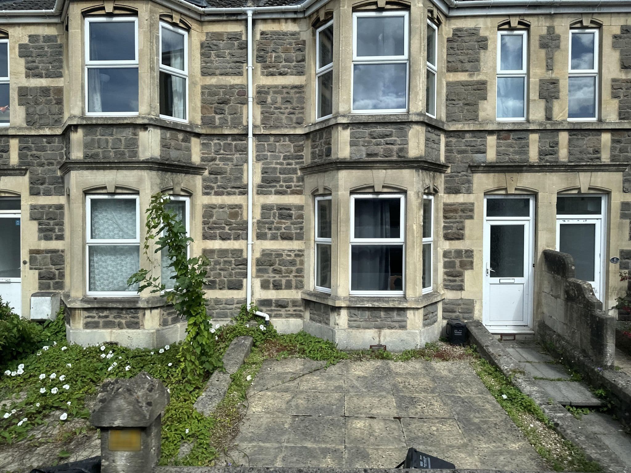 Street view near Mardon Guest House, Bath — © amaiman (CC BY-SA · Mapillary)