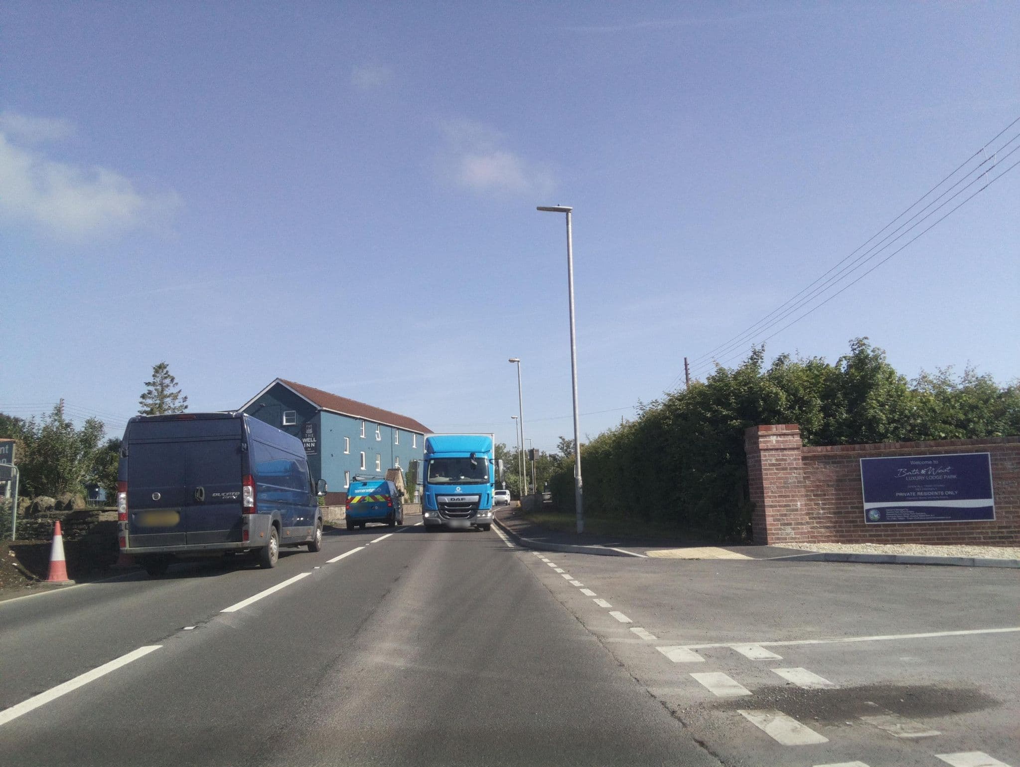 Street view near Canards Well Hotel, Shepton Mallet — © southglos (CC BY-SA · Mapillary)
