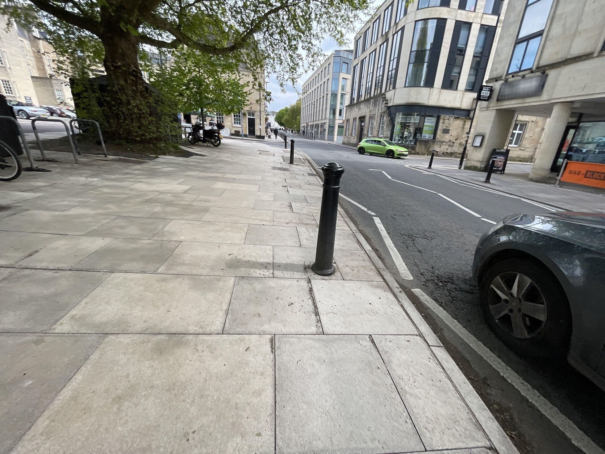 Street view near Premier Inn, Bath — © 4004 (CC BY-SA · Mapillary)