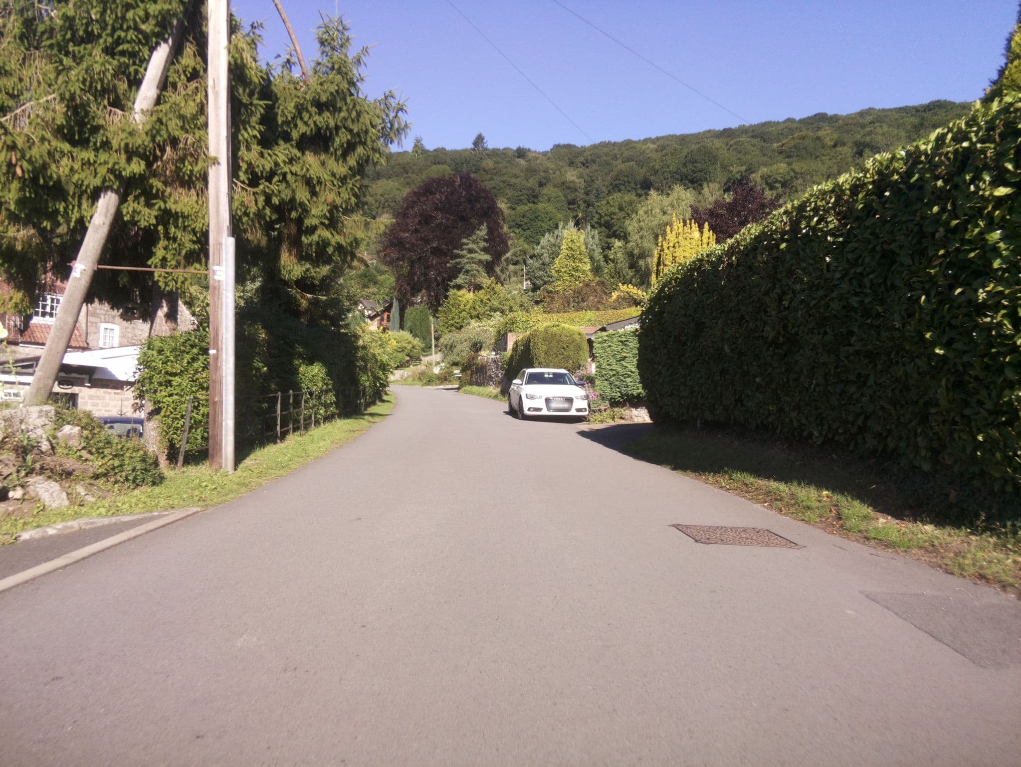 Street view near Lugano, Bream — © southglos (CC BY-SA · Mapillary)