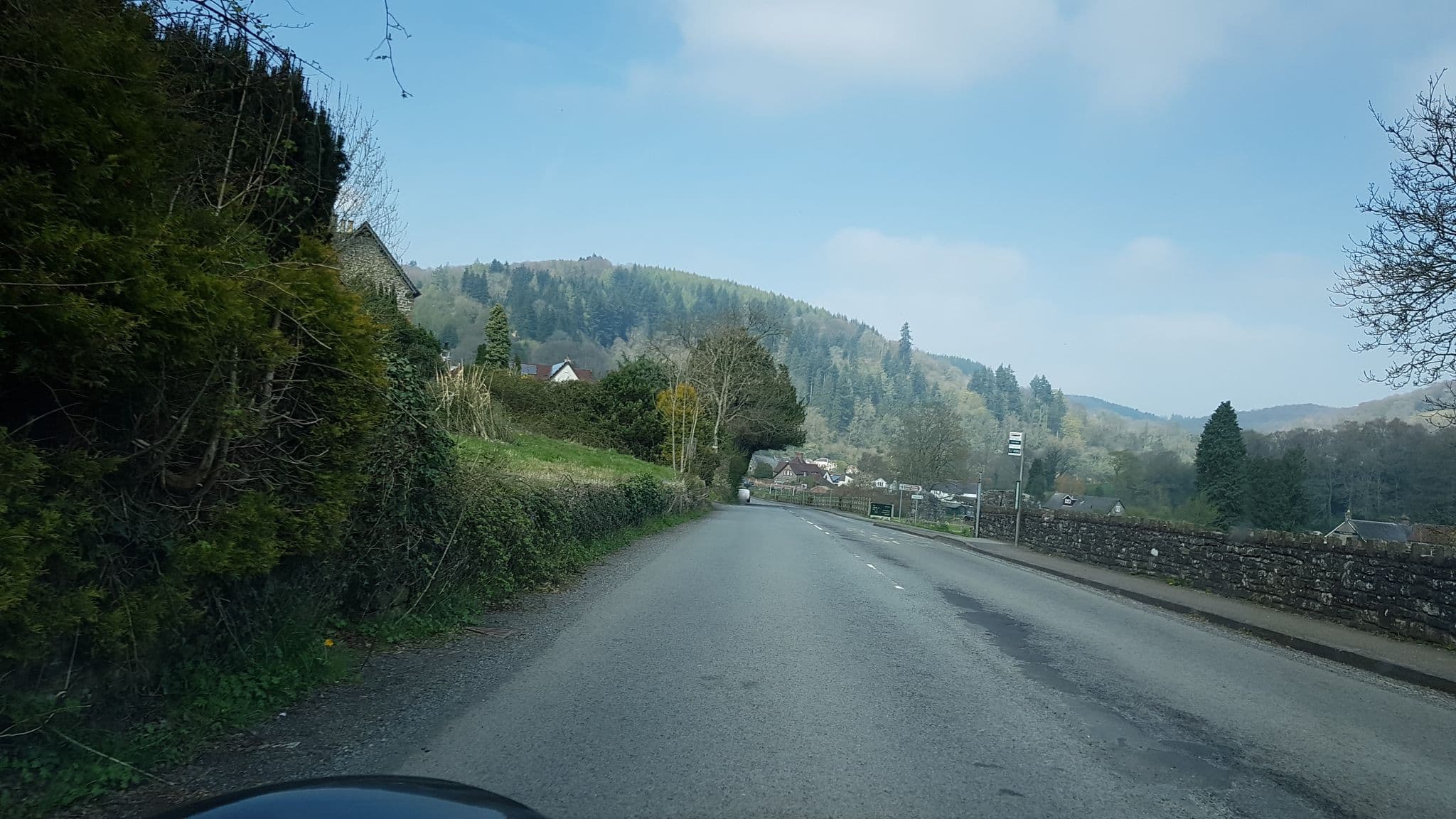 Street view near The Abbey Hotel, Chepstow — © richardc (CC BY-SA · Mapillary)