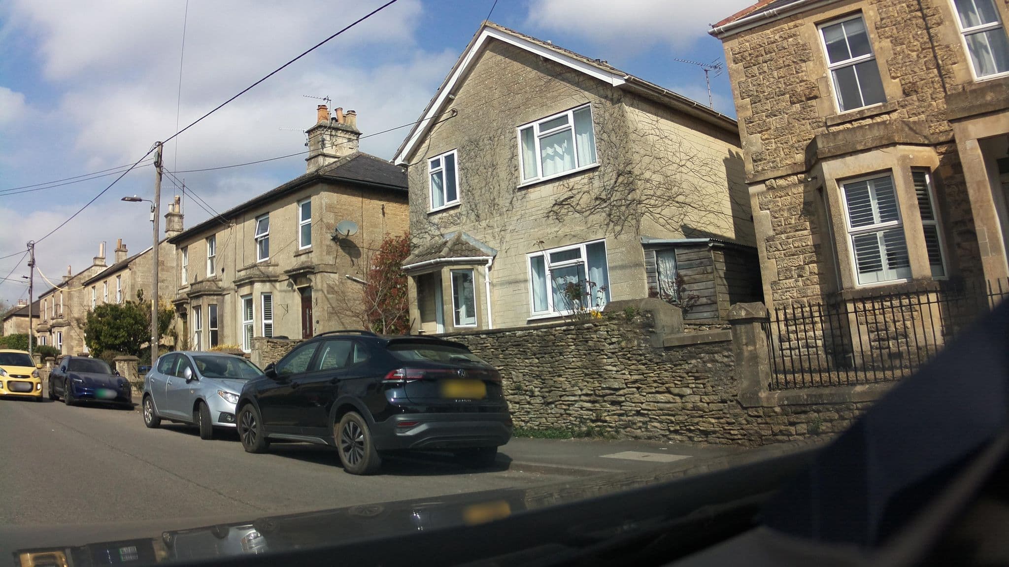 Street view near Bellwood Bed & Breakfast, Corsham — © southglos (CC BY-SA · Mapillary)