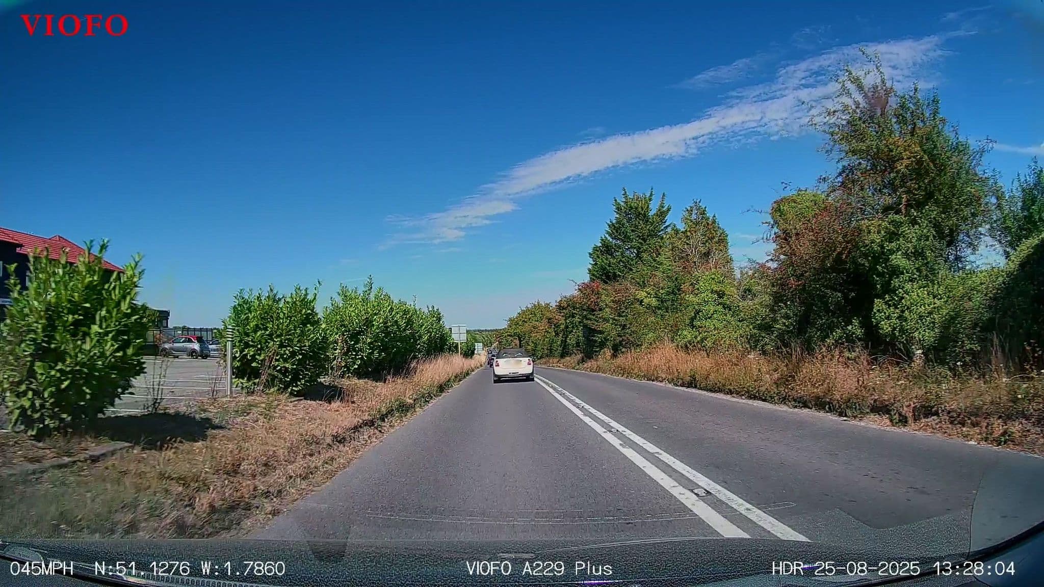 Street view near The Stones Hotel, Amesbury — © RyanBush (CC BY-SA · Mapillary)