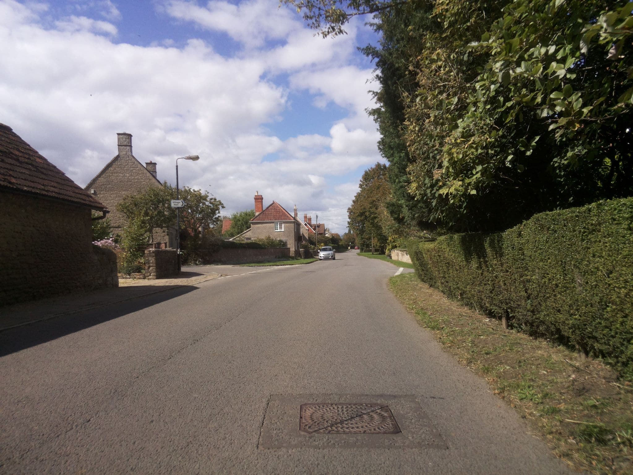 Street view near Jasmine Cottage Self Catering Wiltshire, Bratton — © southglos (CC BY-SA · Mapillary)