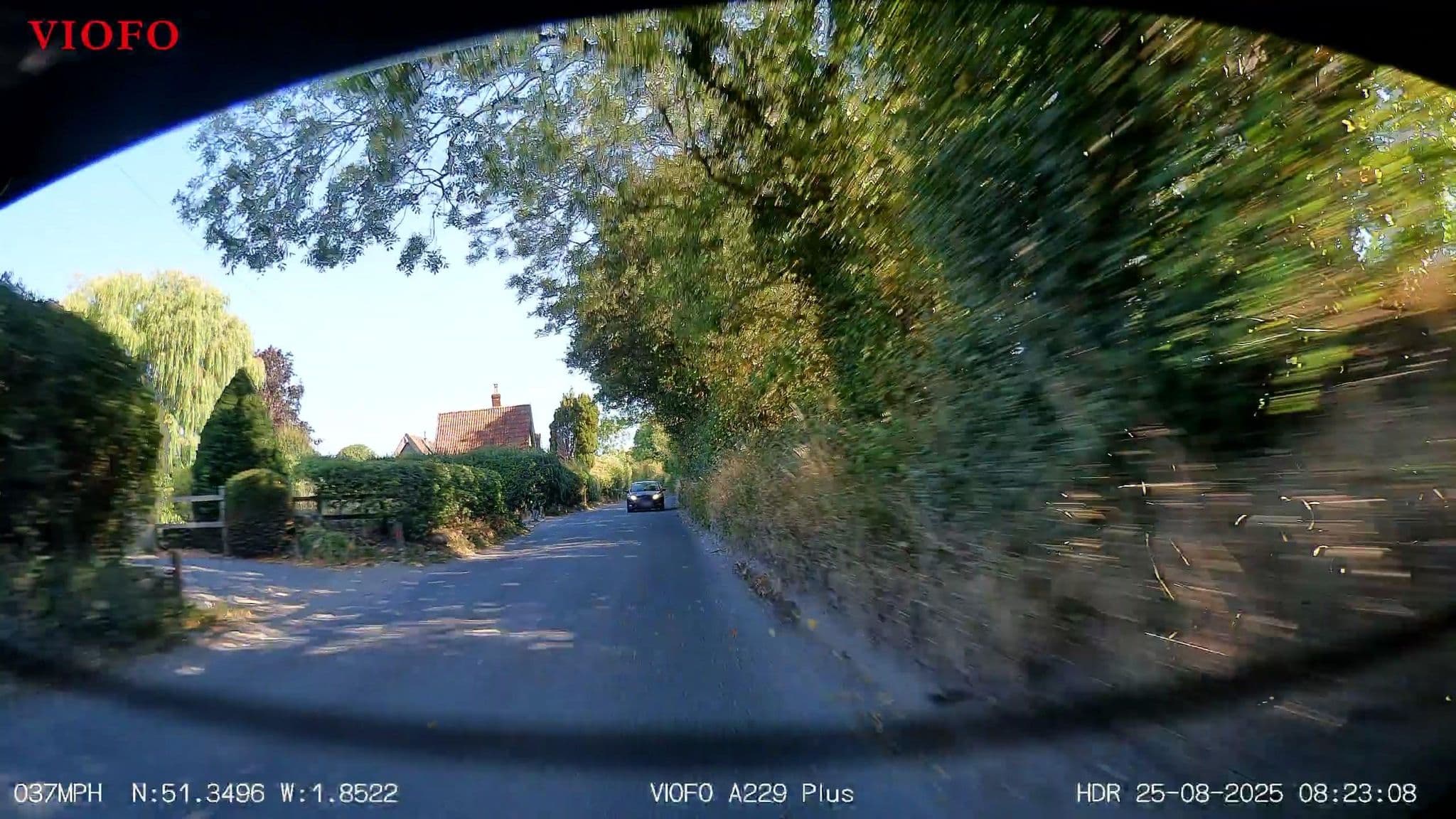 Street view near Well Cottage B&B, Pewsey — © RyanBush (CC BY-SA · Mapillary)