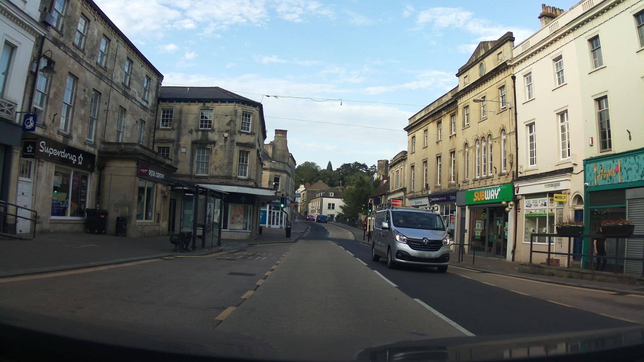 Street view near Crown Hotel Frome, Frome — © southglos (CC BY-SA · Mapillary)