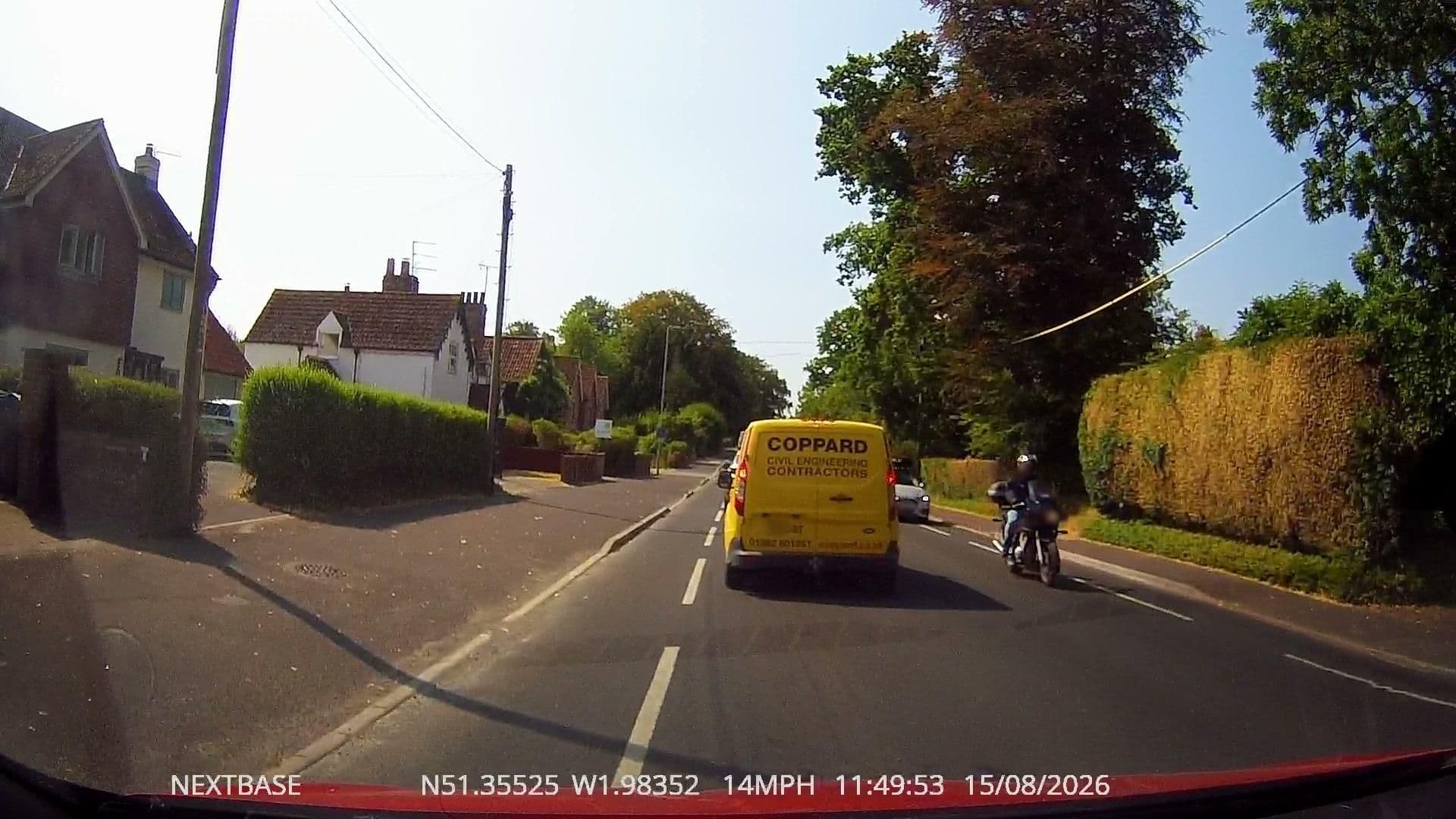 Street view near Eastfield cottages, Devizes — © OrangeHurst97 (CC BY-SA · Mapillary)