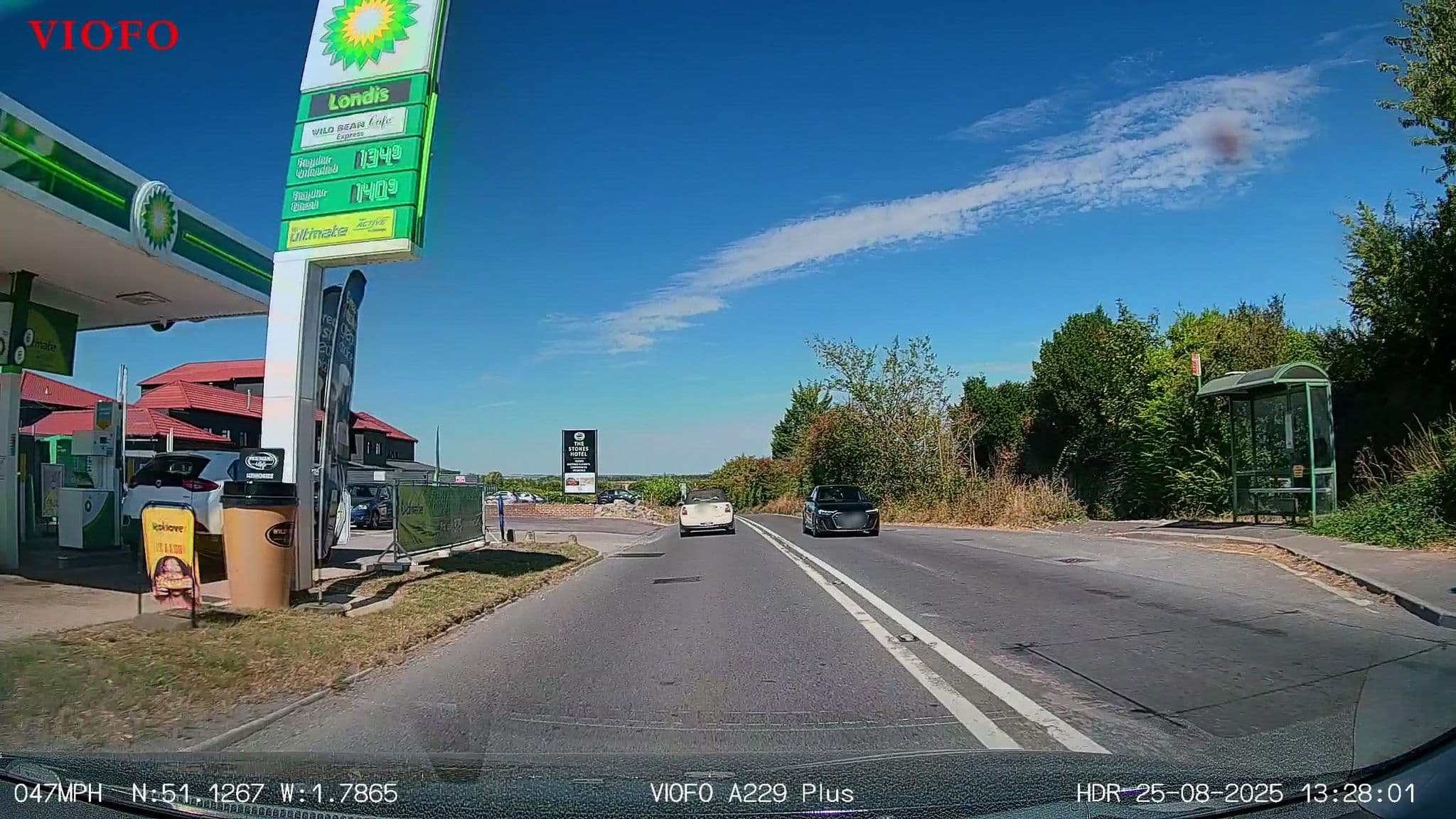 Street view near The Inn, Amesbury — © RyanBush (CC BY-SA · Mapillary)