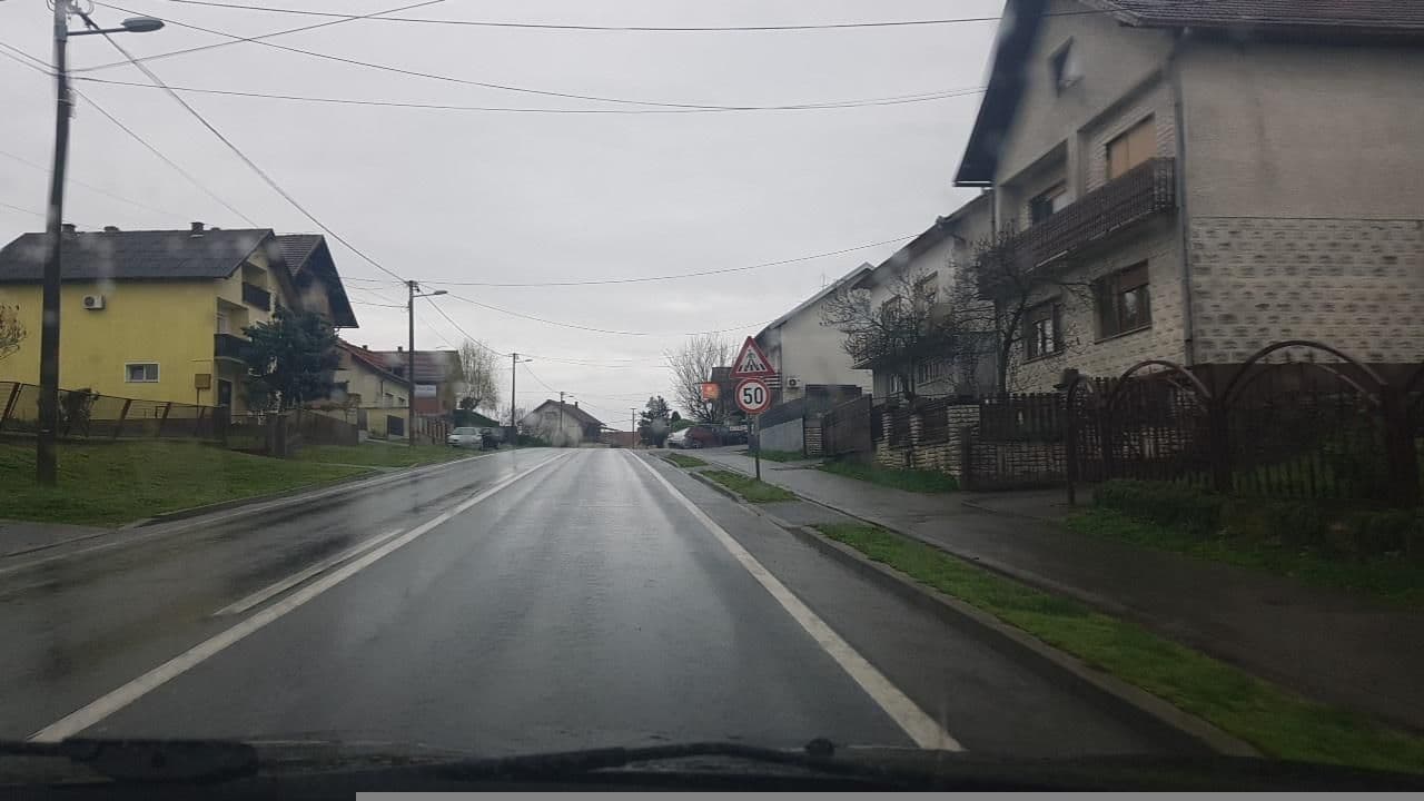 Street view near Apartman Tušek, Ždralovi — © mik007 (CC BY-SA · Mapillary)