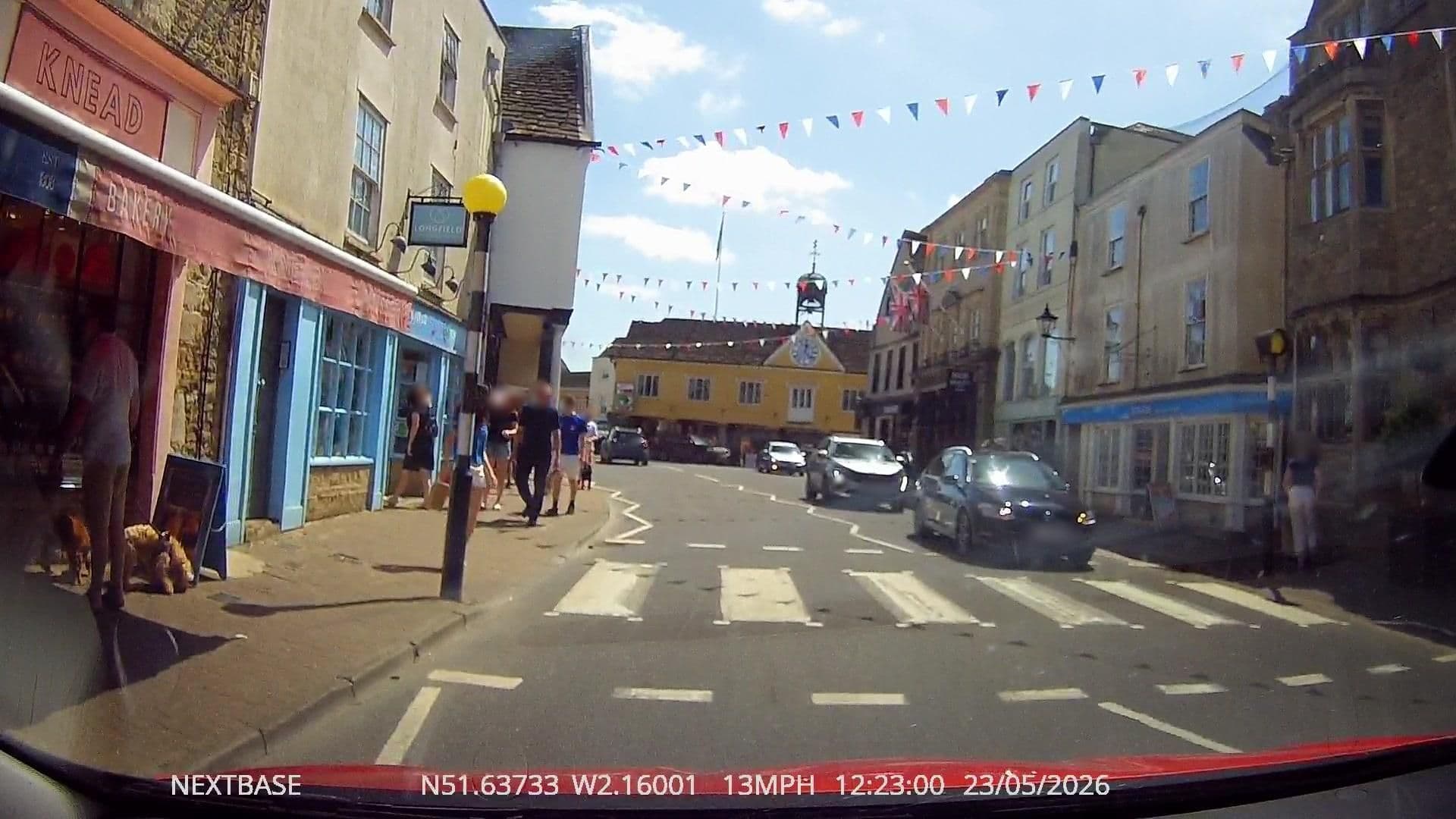 Street view near Close Hotel, Tetbury — © OrangeHurst97 (CC BY-SA · Mapillary)