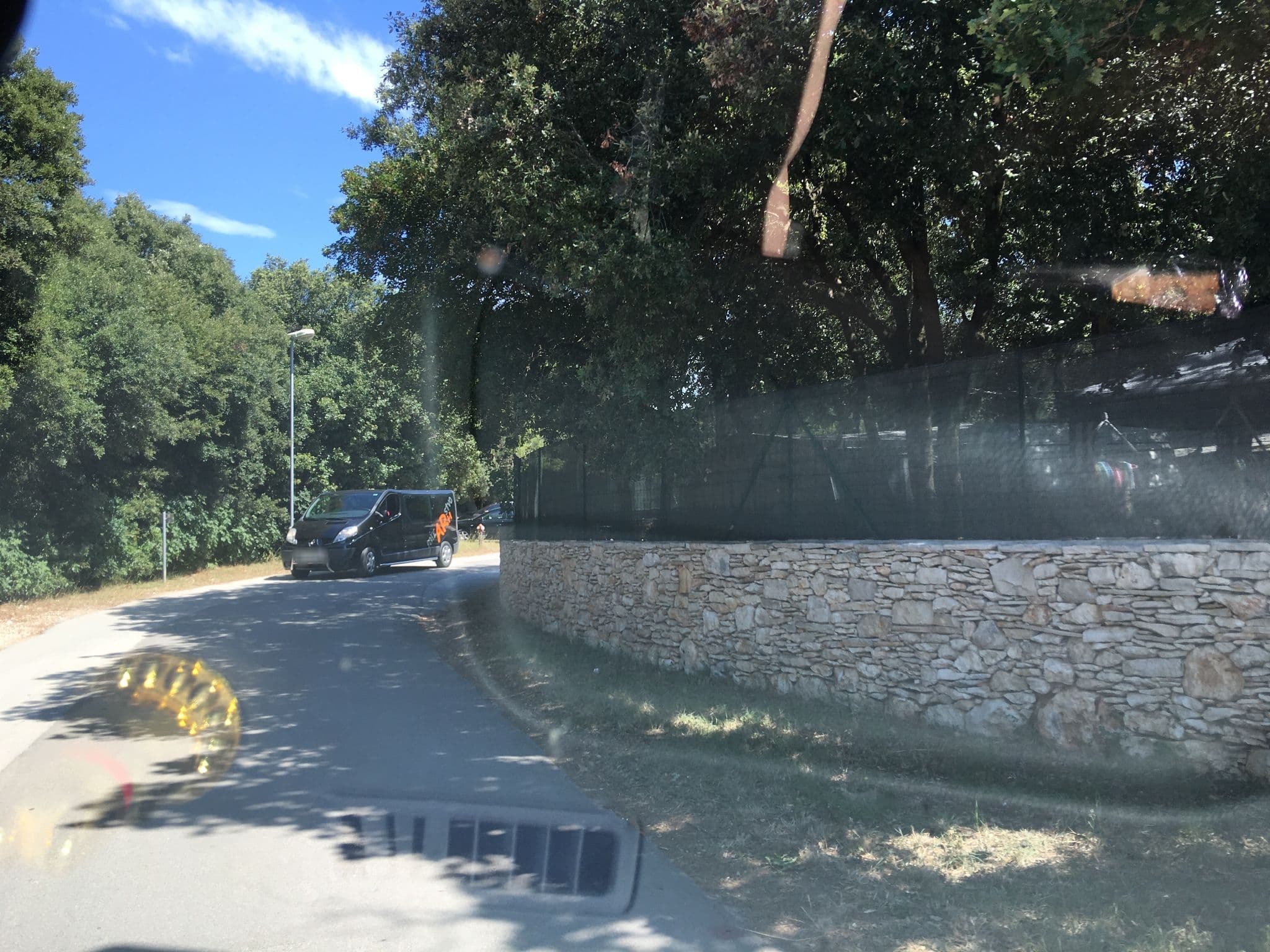 Street view near Kazalina, Pula — © kgvx (CC BY-SA · Mapillary)