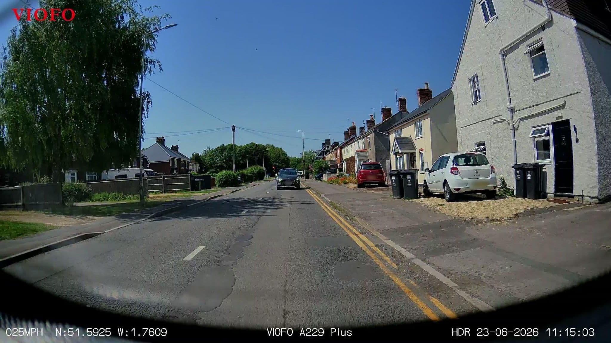 Street view near Appletree House, Broad Blunsdon — © RyanBush (CC BY-SA · Mapillary)
