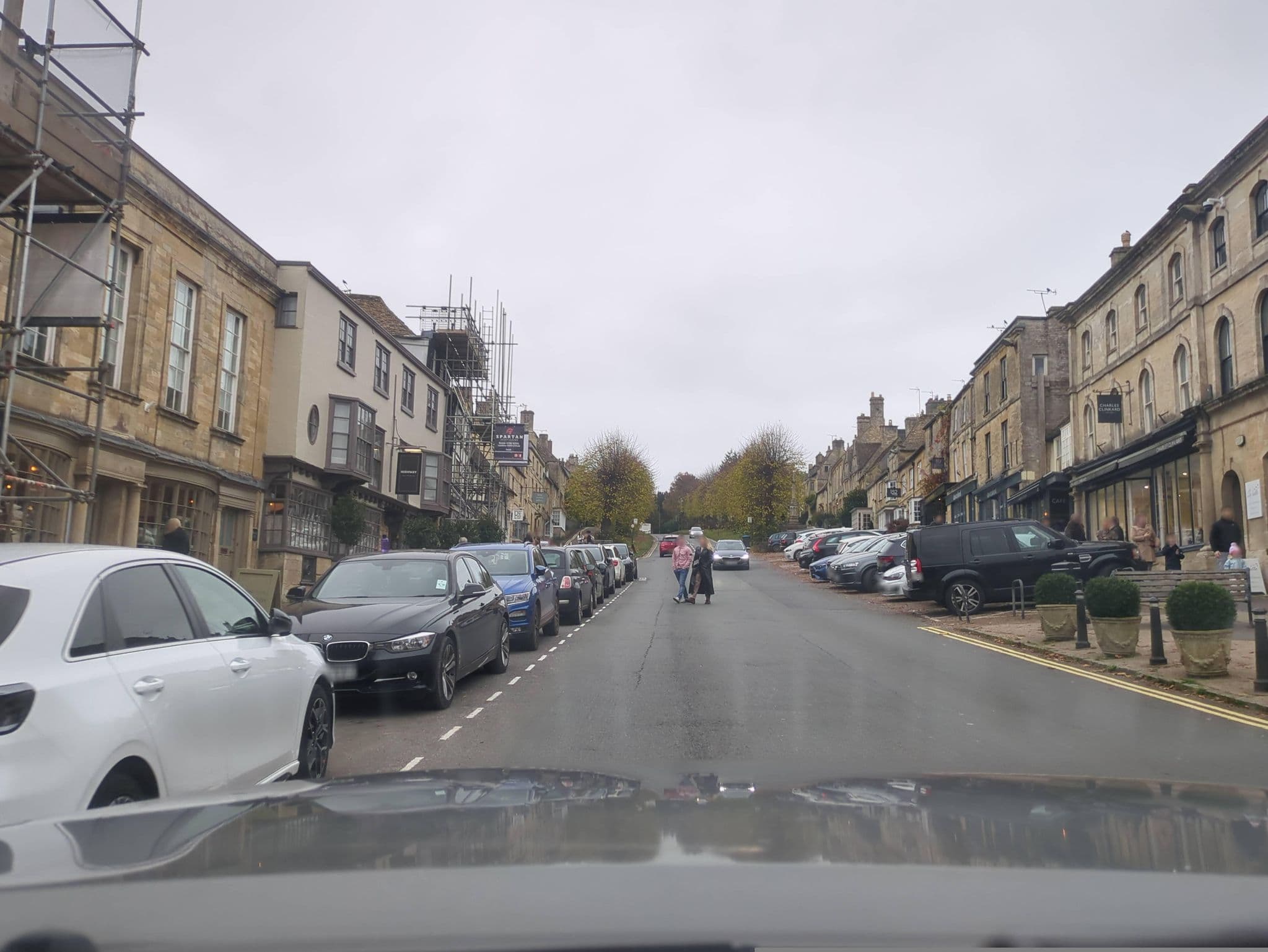 Street view near Wysdom Hall Bed & Breakfast Burford, Burford — © swinetown (CC BY-SA · Mapillary)