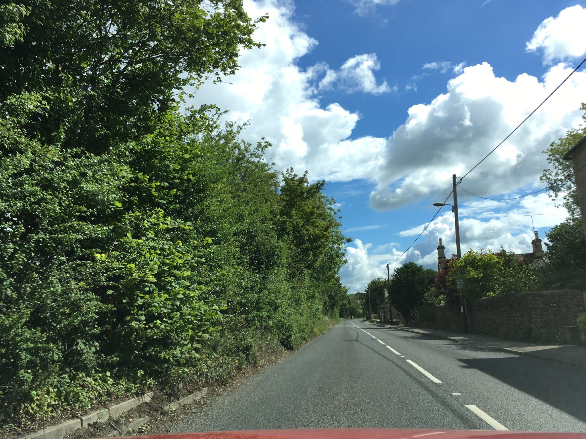 Street view near Cotland House, Burford — © southglos (CC BY-SA · Mapillary)
