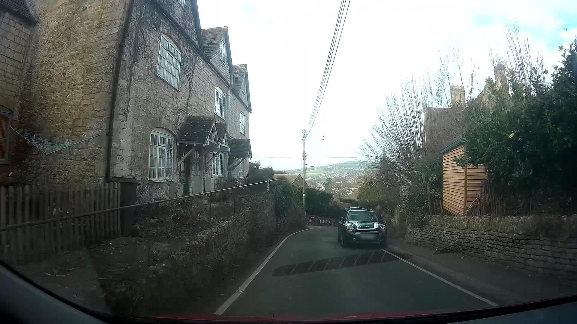 Street view near Half-pint Cottage, Stroud — © OrangeHurst97 (CC BY-SA · Mapillary)