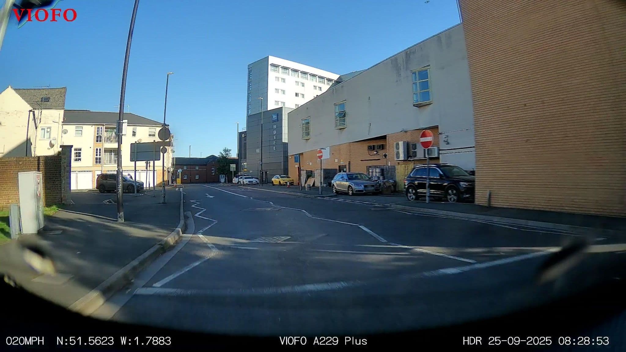 Street view near Fleet Street Apartments, Swindon — © RyanBush (CC BY-SA · Mapillary)