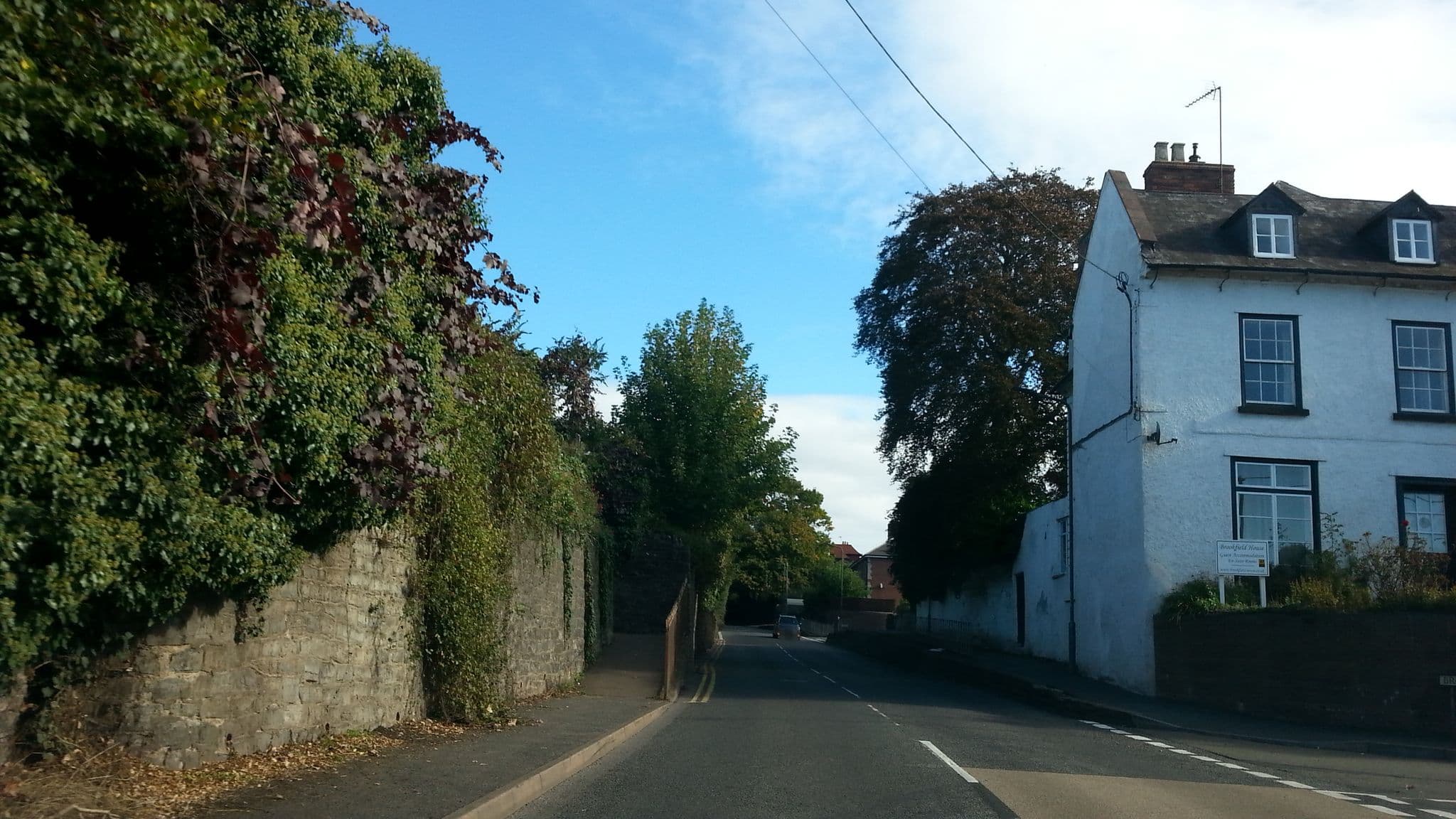 Street view near Brookfield House, Ross on Wye — © adam2 (CC BY-SA · Mapillary)
