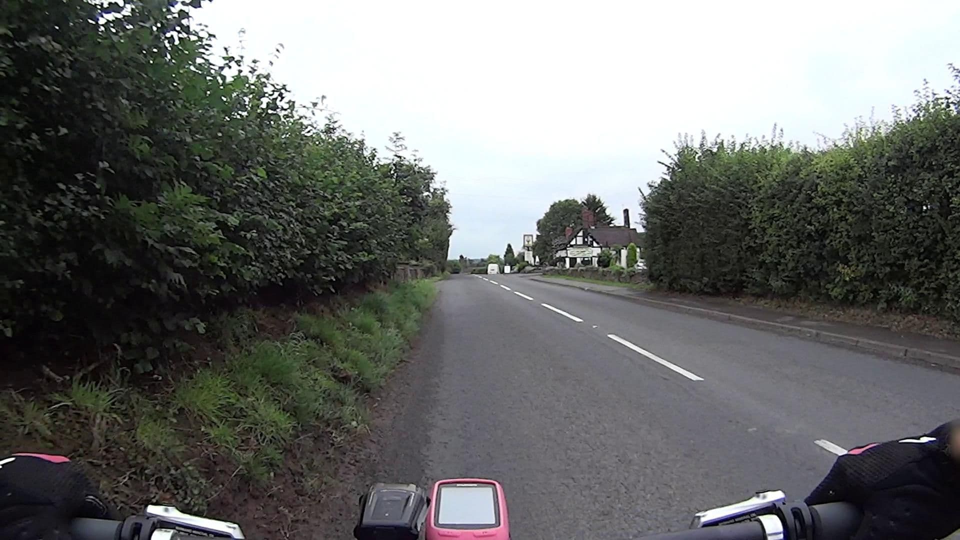 Street view near The Fountain Oldwood, Tenbury Wells — © daveemtb (CC BY-SA · Mapillary)