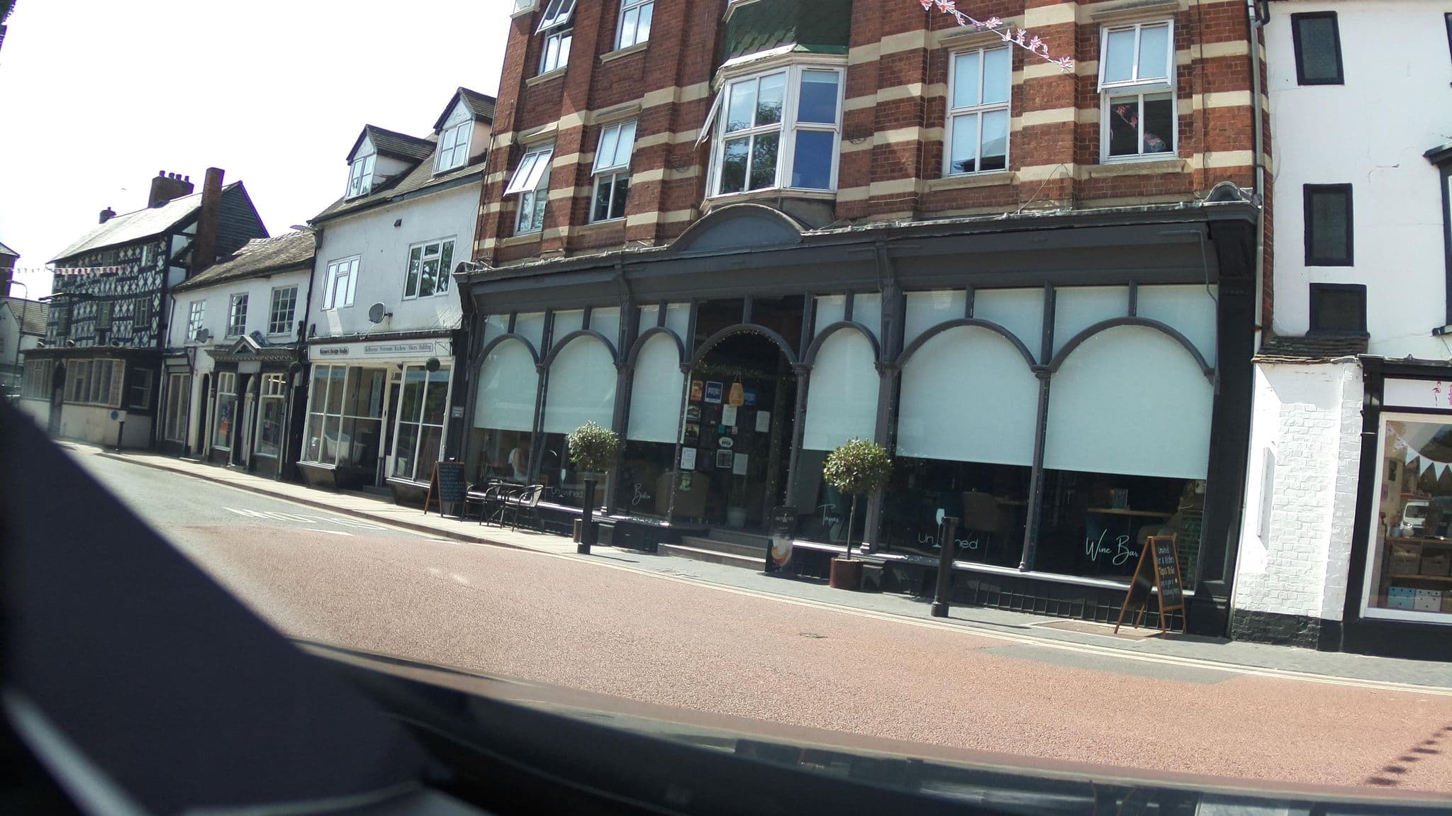 Street view near The Royal Oak Hotel, Tenbury Wells — © southglos (CC BY-SA · Mapillary)