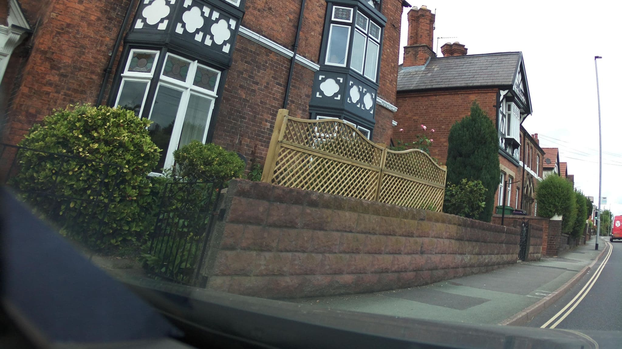 Street view near Prynces Villa, Shrewsbury — © southglos (CC BY-SA · Mapillary)