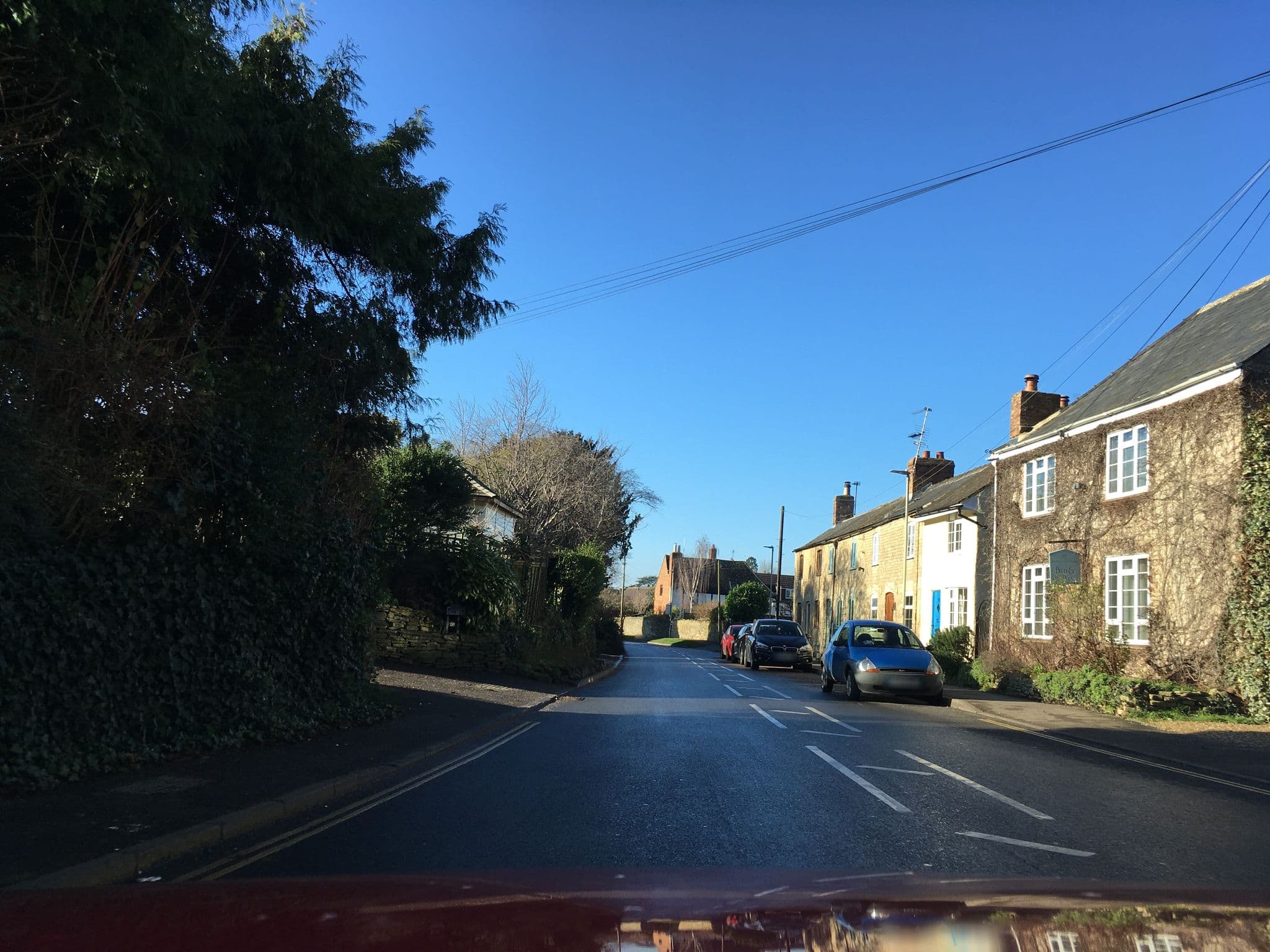 Street view near Manor Cottage, Bishops Cleeve — © southglos (CC BY-SA · Mapillary)