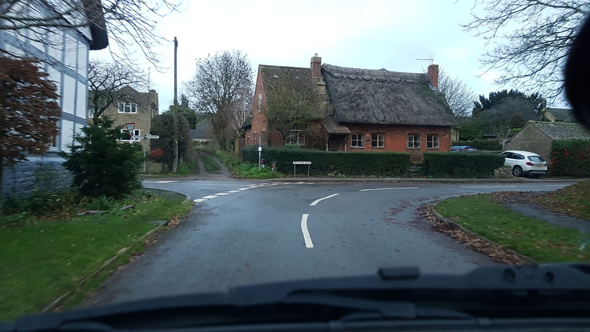 Street view near Moors Farmhouse, Winchcombe — © richardc (CC BY-SA · Mapillary)
