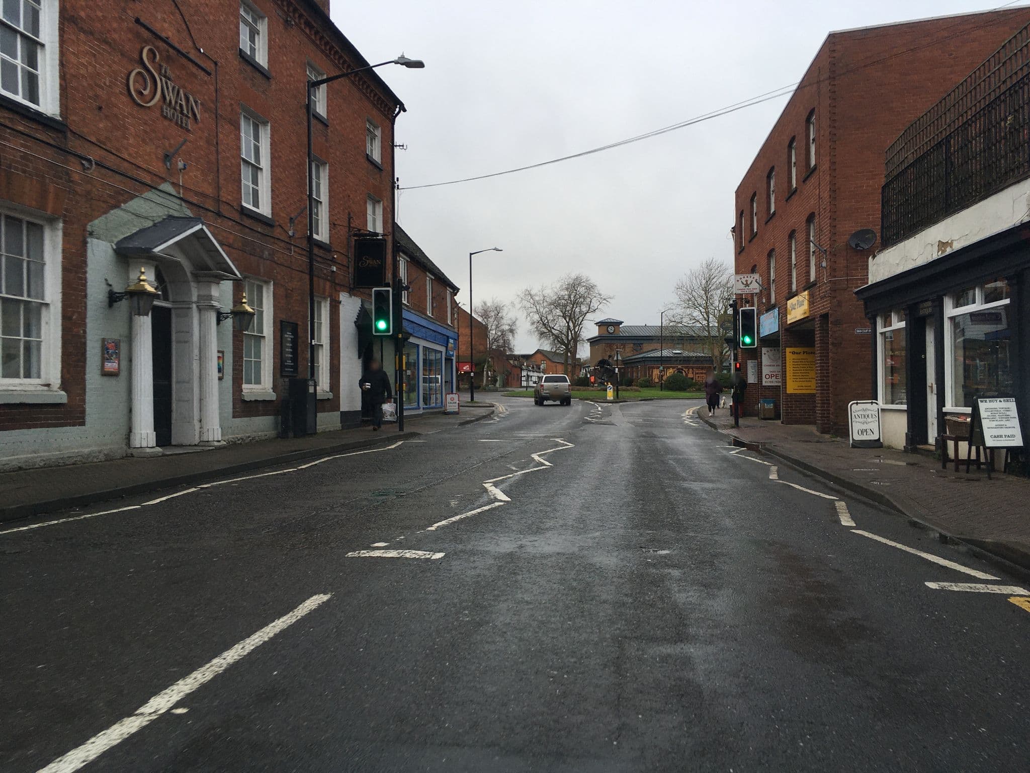 Street view near The Rustic Kitchen at The Swan Hotel, Alcester — © southglos (CC BY-SA · Mapillary)