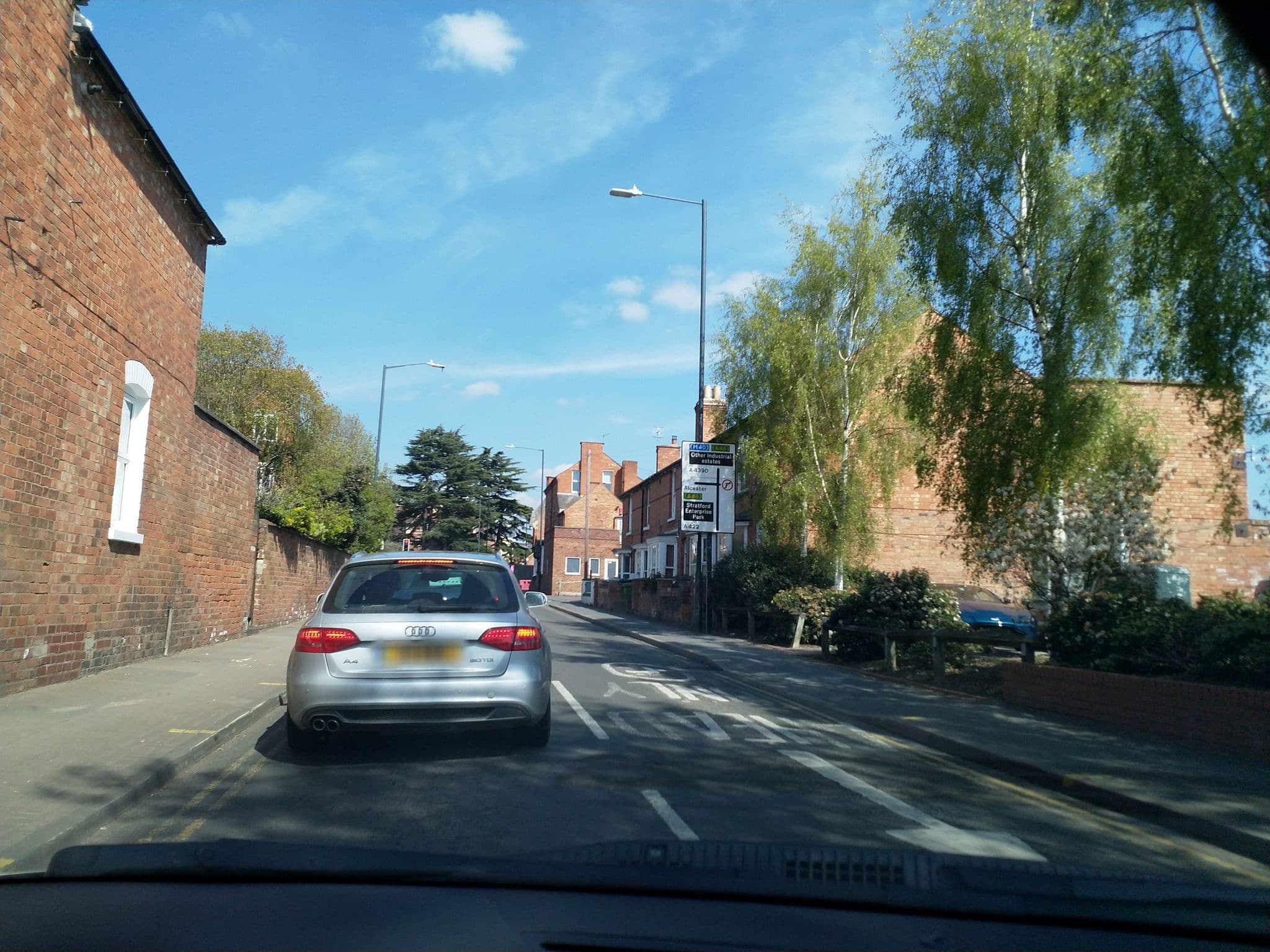 Street view near Simpsons Cottage - Grove Road Cottages, Stratford-upon-Avon — © laye (CC BY-SA · Mapillary)