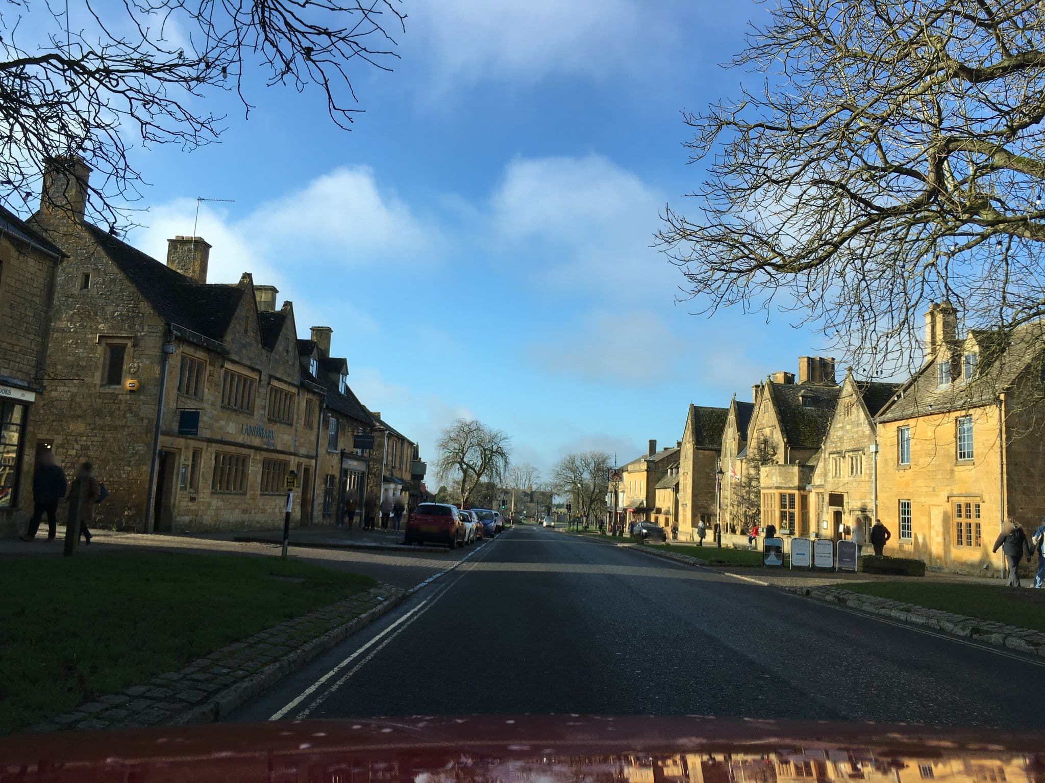 Street view near The Lodge at Broadway, Broadway — © southglos (CC BY-SA · Mapillary)