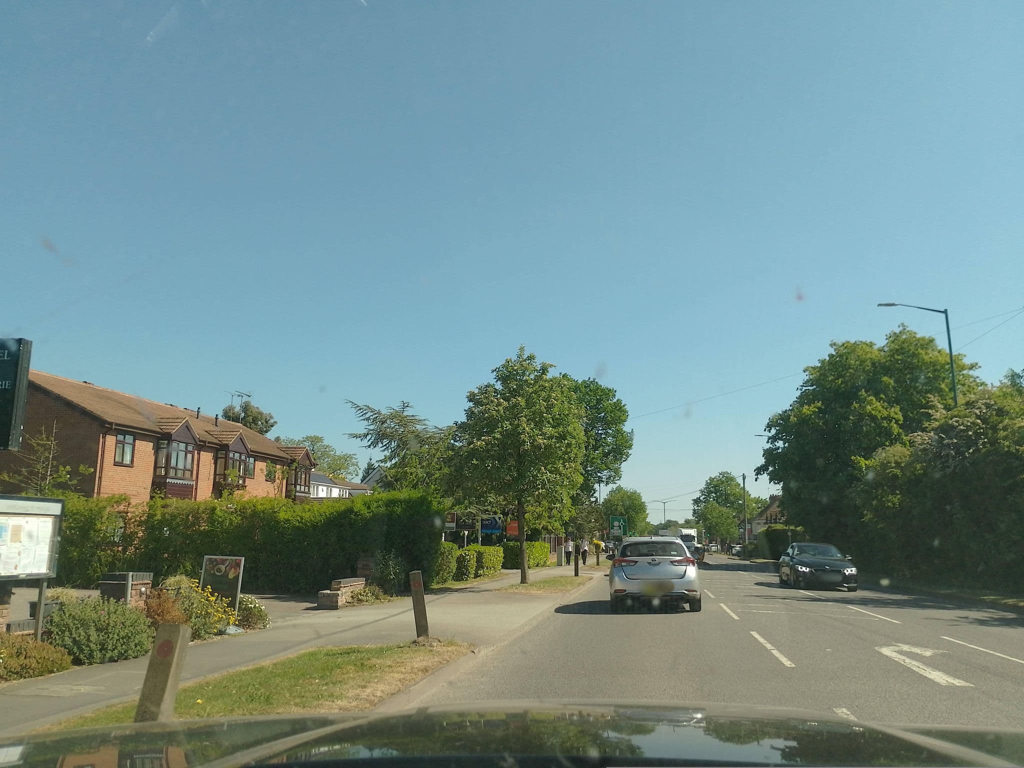 Street view near Mckee's Brasserie, Balsall Common — © laye (CC BY-SA · Mapillary)