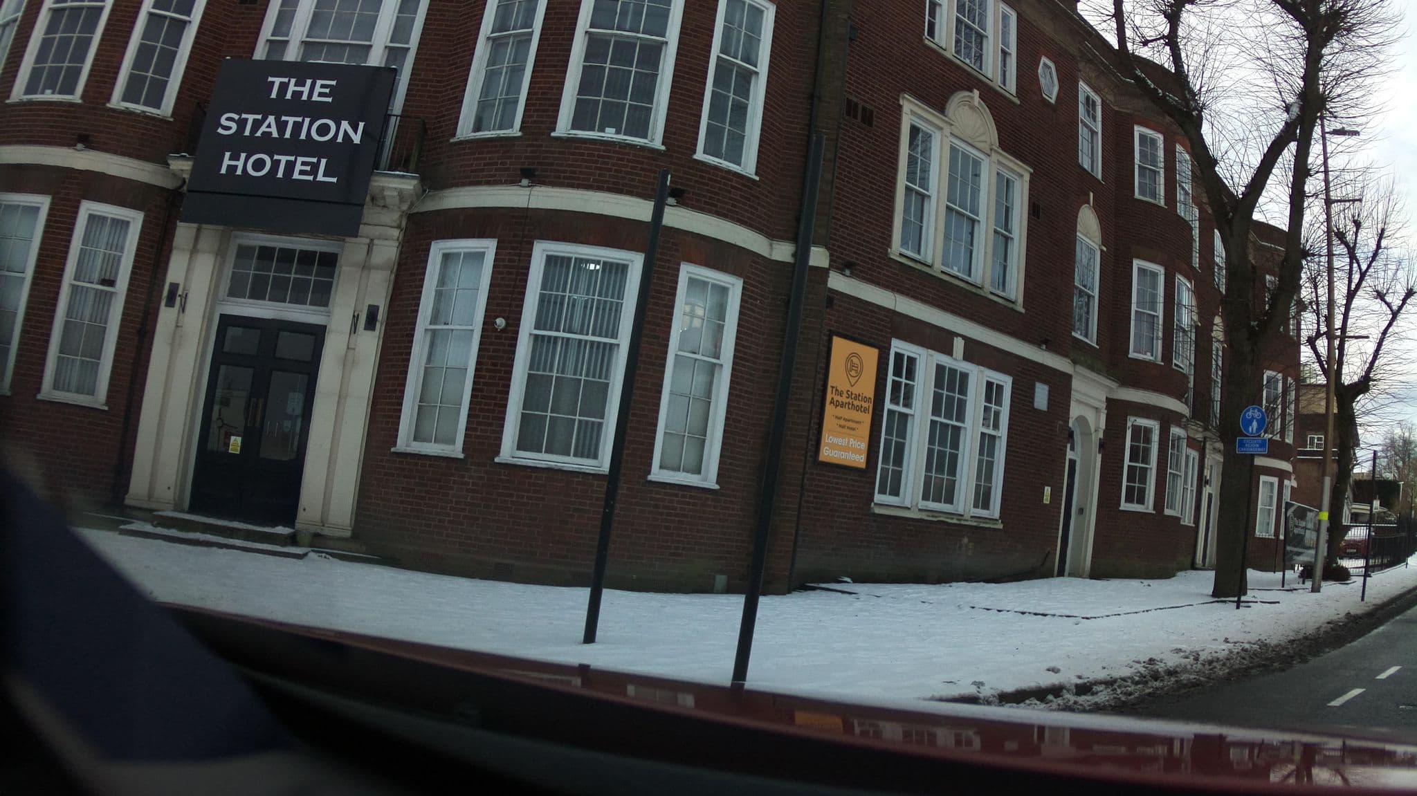 Street view near Station Hotel Dudley, Dudley — © southglos (CC BY-SA · Mapillary)