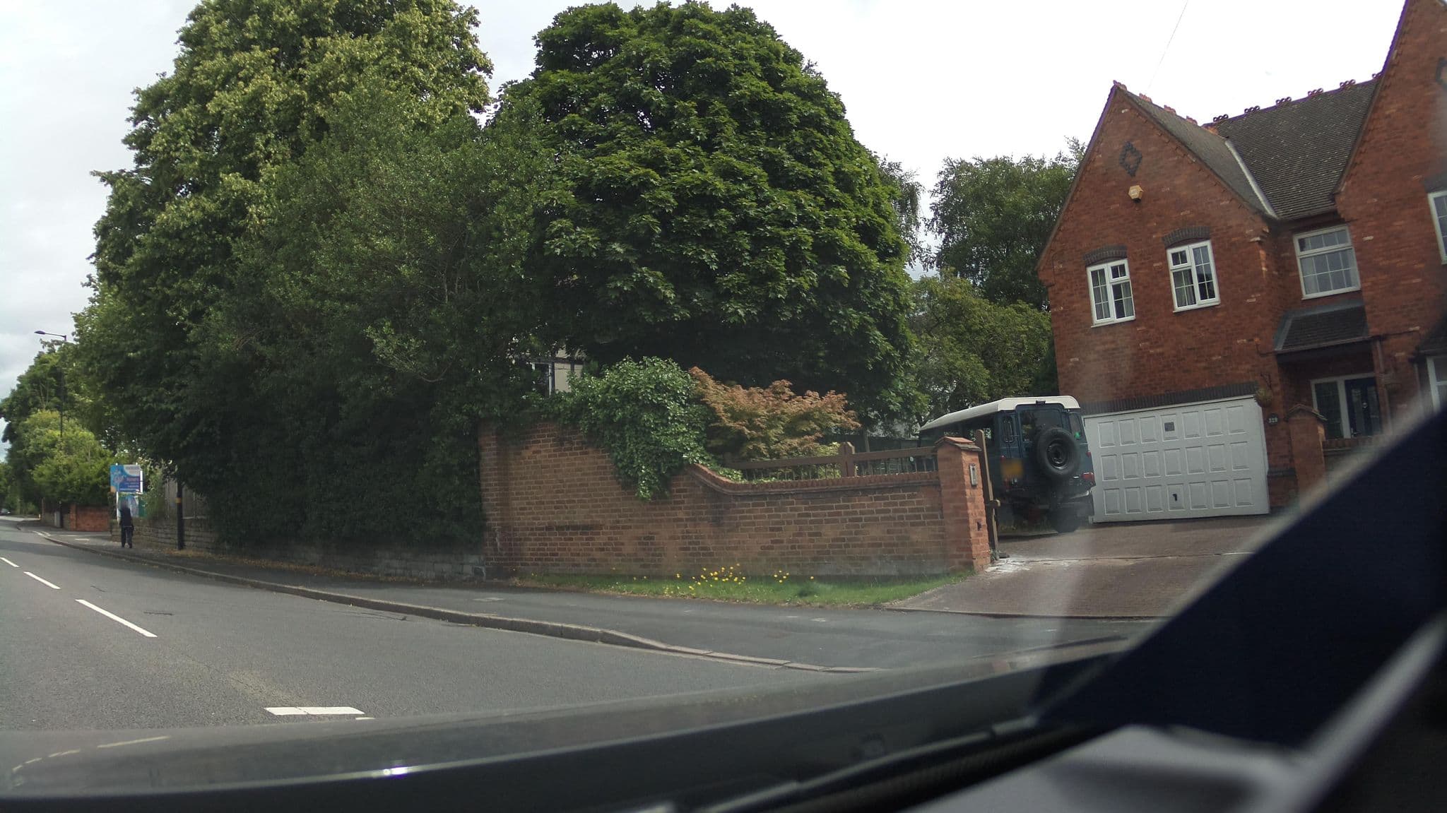 Street view near Windrush Guest House, Sutton Coldfield — © southglos (CC BY-SA · Mapillary)