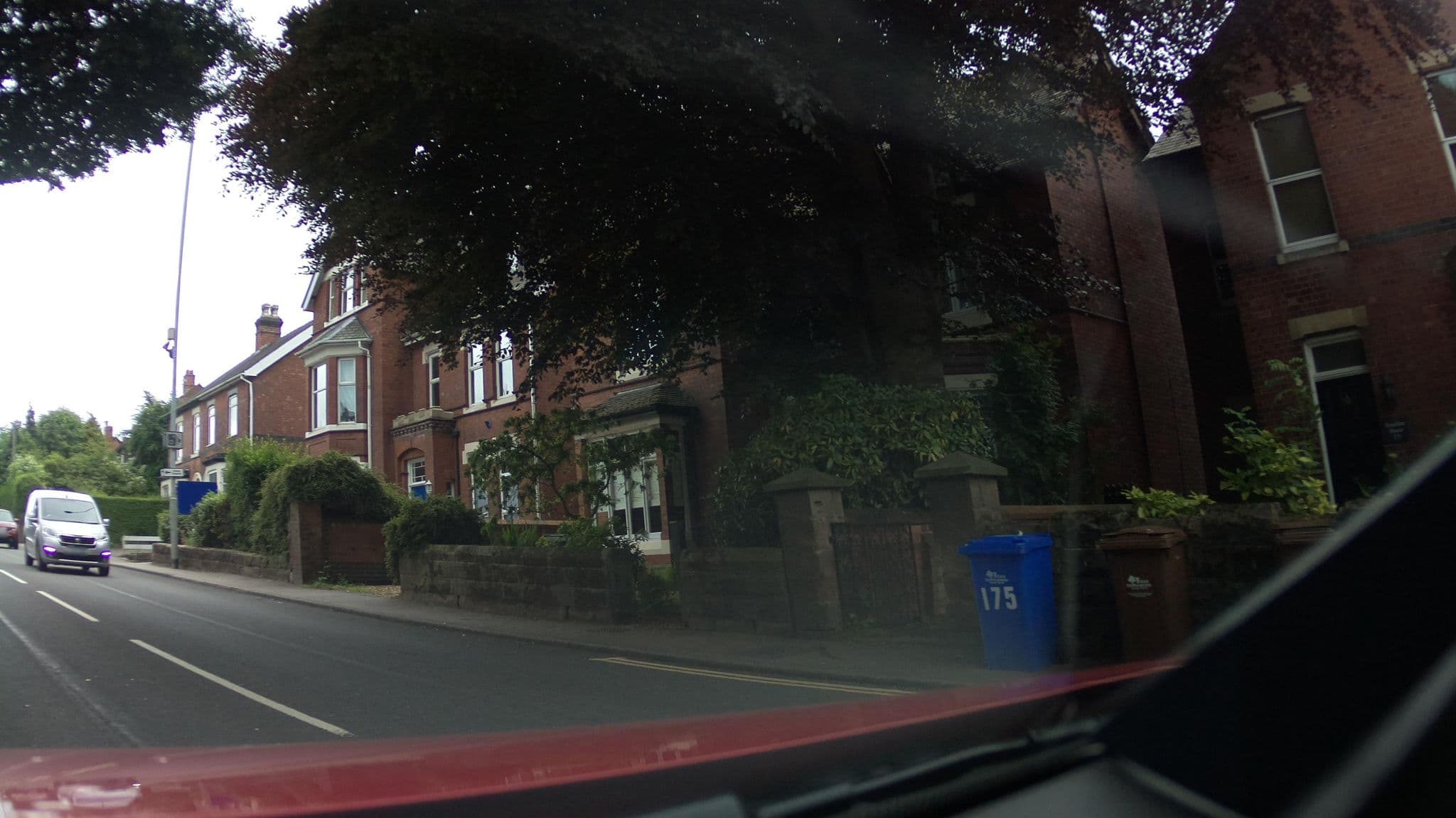 Street view near The Edgecote, Burton upon Trent — © southglos (CC BY-SA · Mapillary)