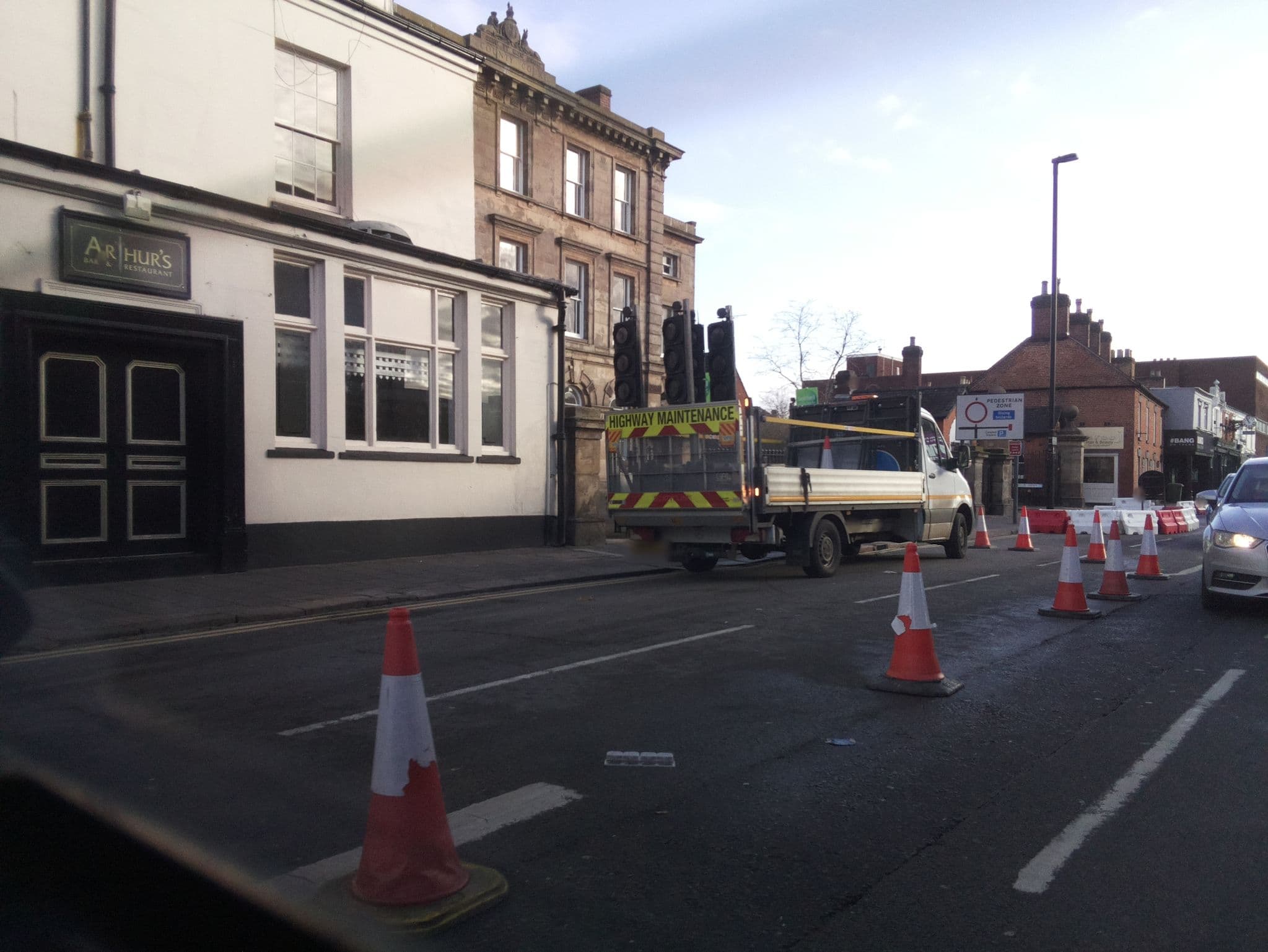 Street view near Merlins Burton, Burton upon Trent — © southglos (CC BY-SA · Mapillary)