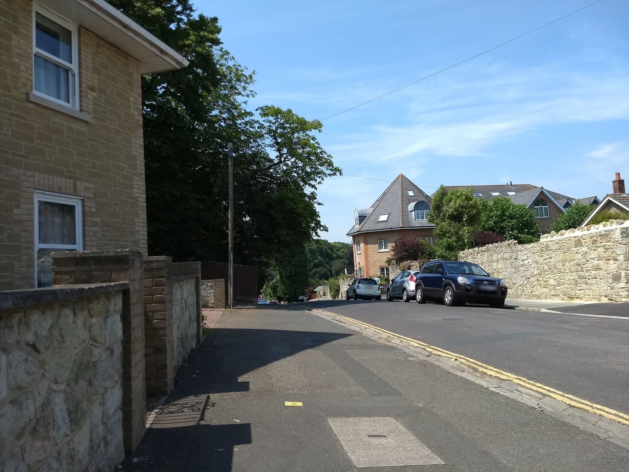 Street view near Kingswood Hotel, Sandown — © mappernerd (CC BY-SA · Mapillary)