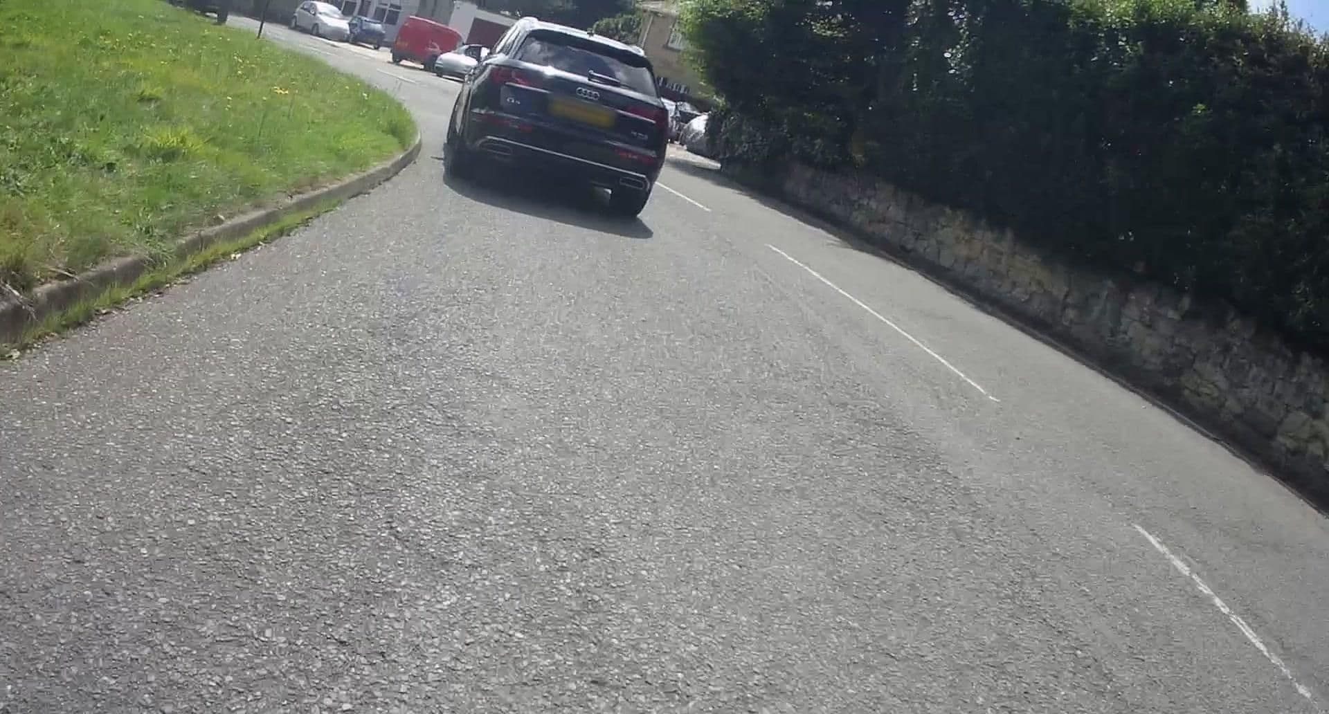 Street view near Pine Ridge, Niton — © jpennycook (CC BY-SA · Mapillary)