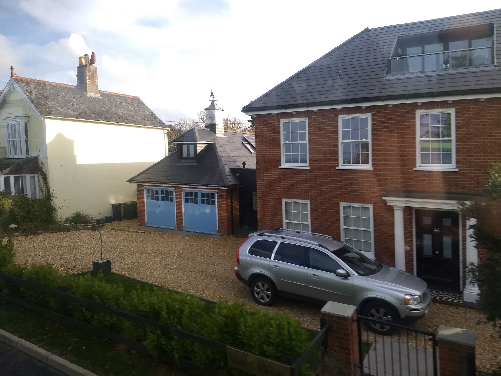 Street view near Waterside House, Freshwater — © mappernerd (CC BY-SA · Mapillary)